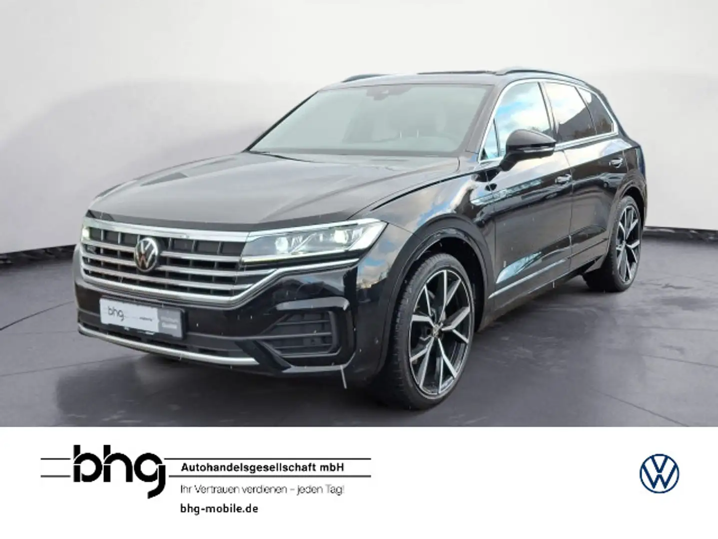Volkswagen Touareg 3.0 TDI R-LINE AHK Dynaudio Head-UP Pano Schwarz - 1