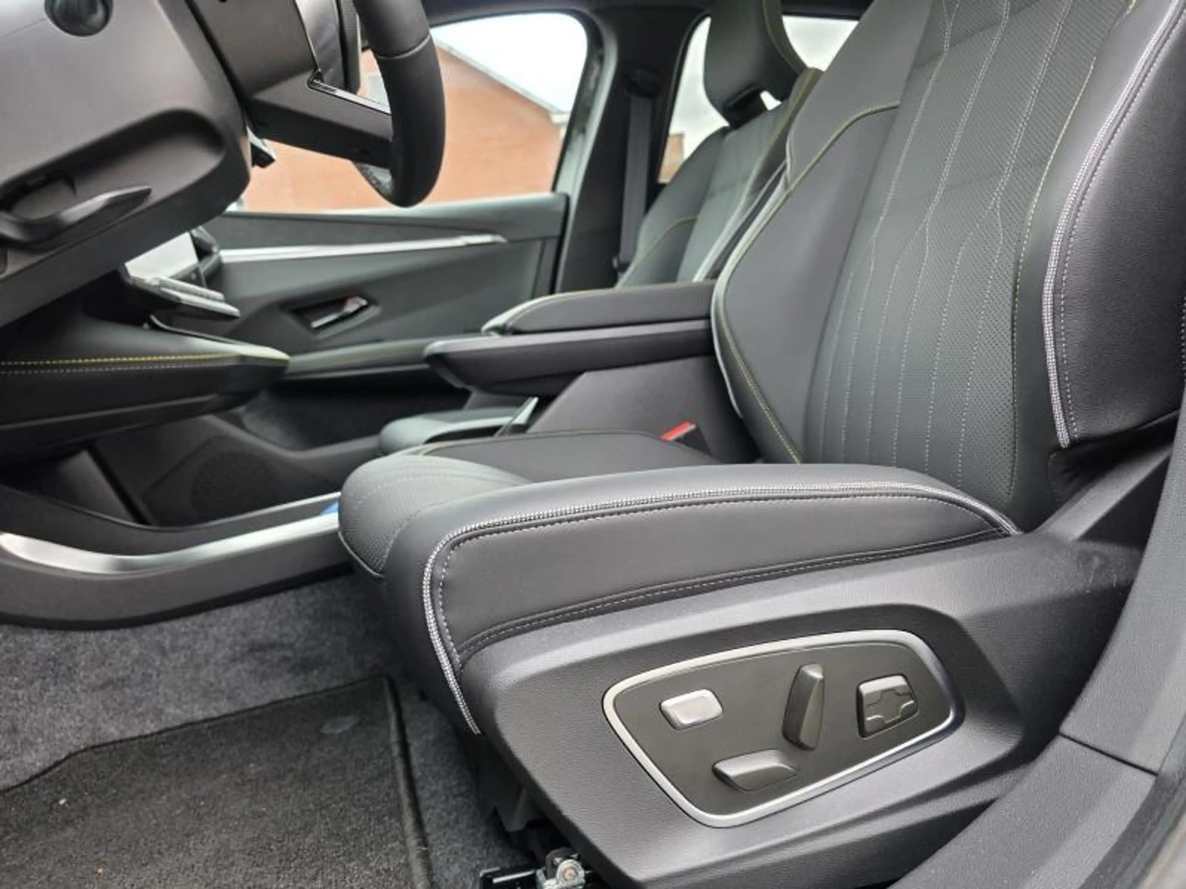Renault Scenic E-Tech electric — photo 4