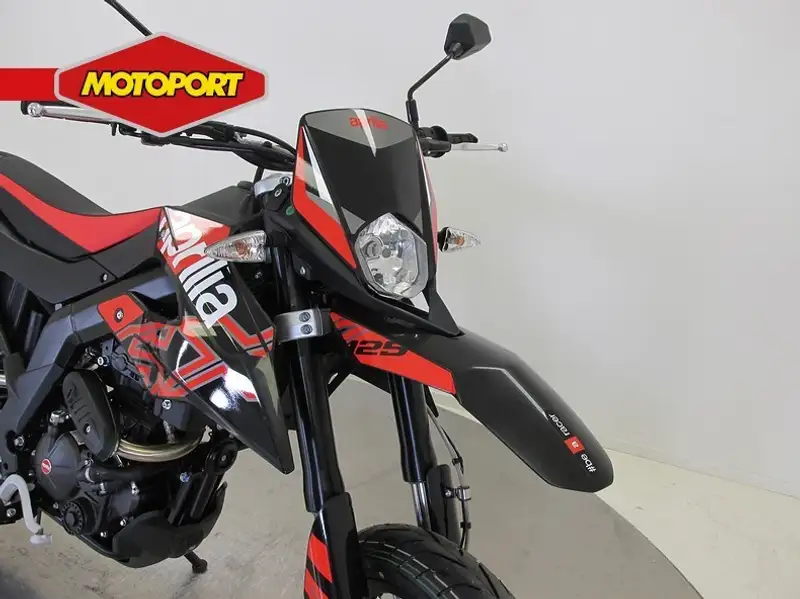 Aprilia SX 125 - foto 6