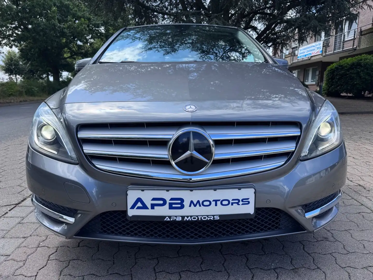Mercedes-Benz B 200 B200 BI-XENON SITZHZG. NAVI PARK-ASSIST ALU PDC Grau - 2