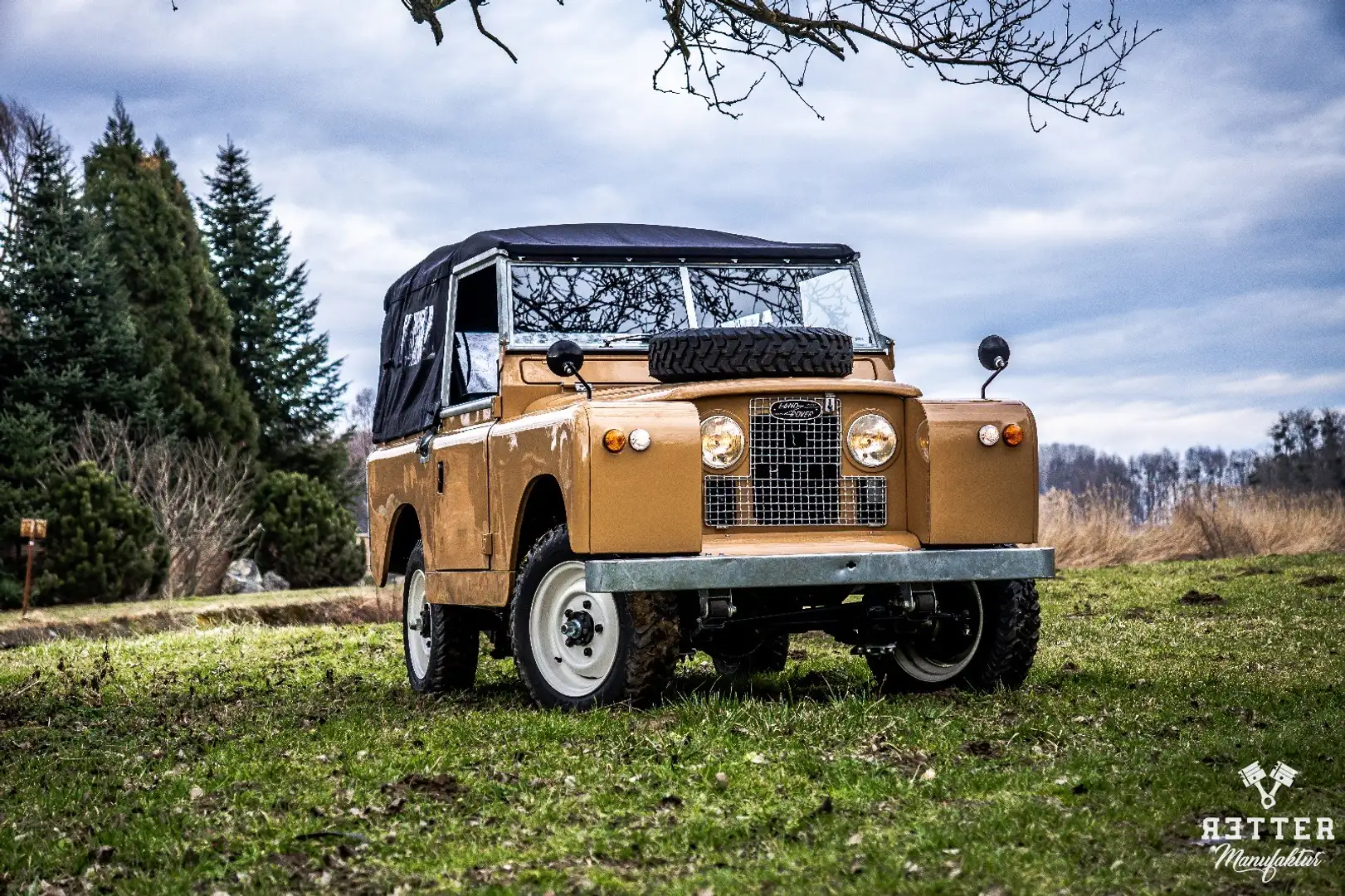 Land Rover Series 2a Vollrestauration mit Dokumentation Beige - 1