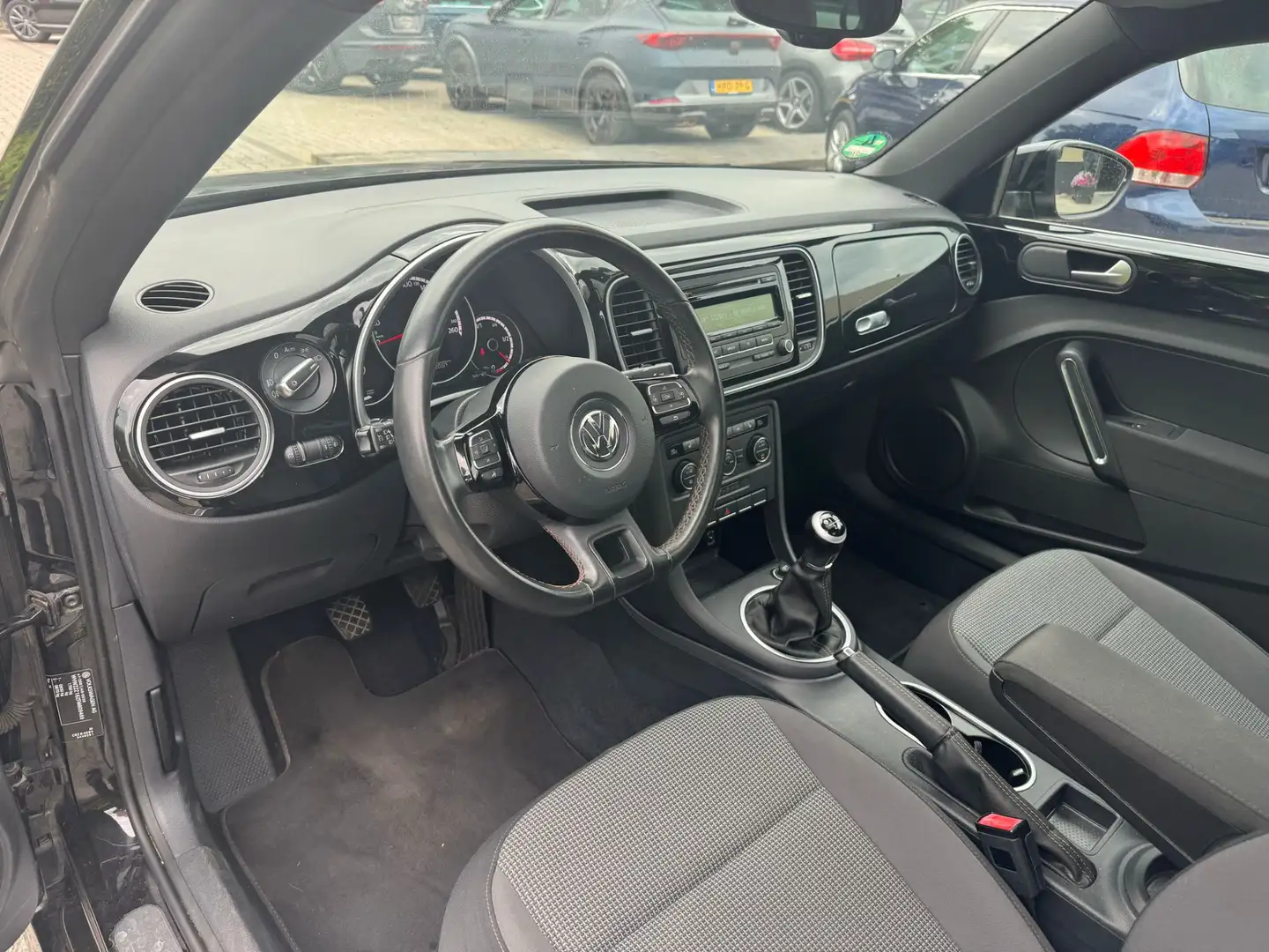 Volkswagen Beetle 1.2 TSI Design BlueMotion xenon, pano, cruise, sto Zwart - 2