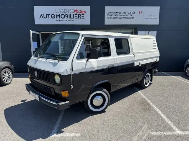 Volkswagen Transporter T3 1.6l TD 70cv boite 4 Doka restauré avec ridelles