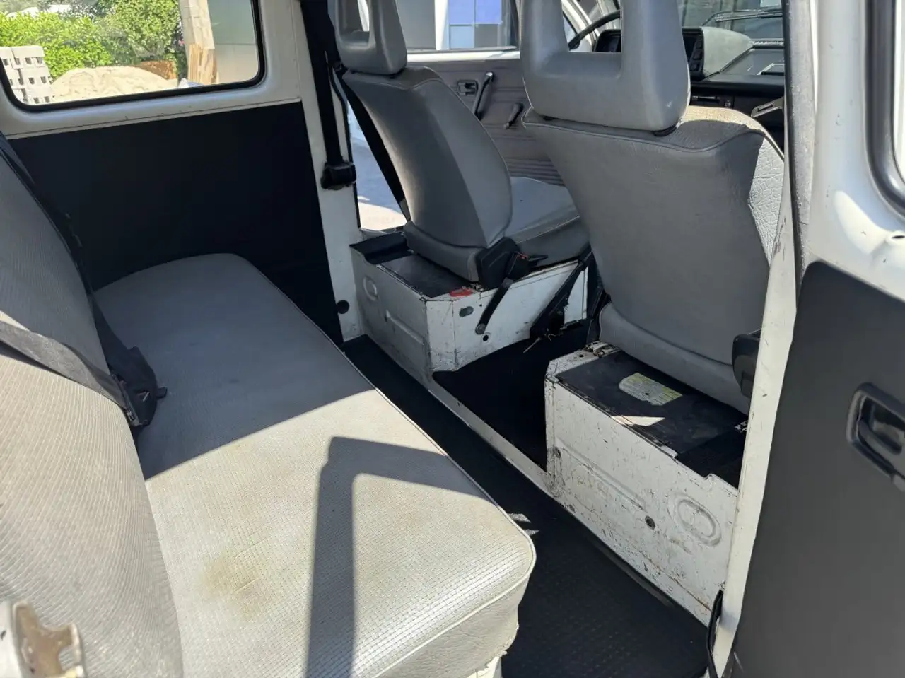 Volkswagen Transporter T3 1.6l TD 70cv boite 4 Doka restauré avec ridelles, foto 12