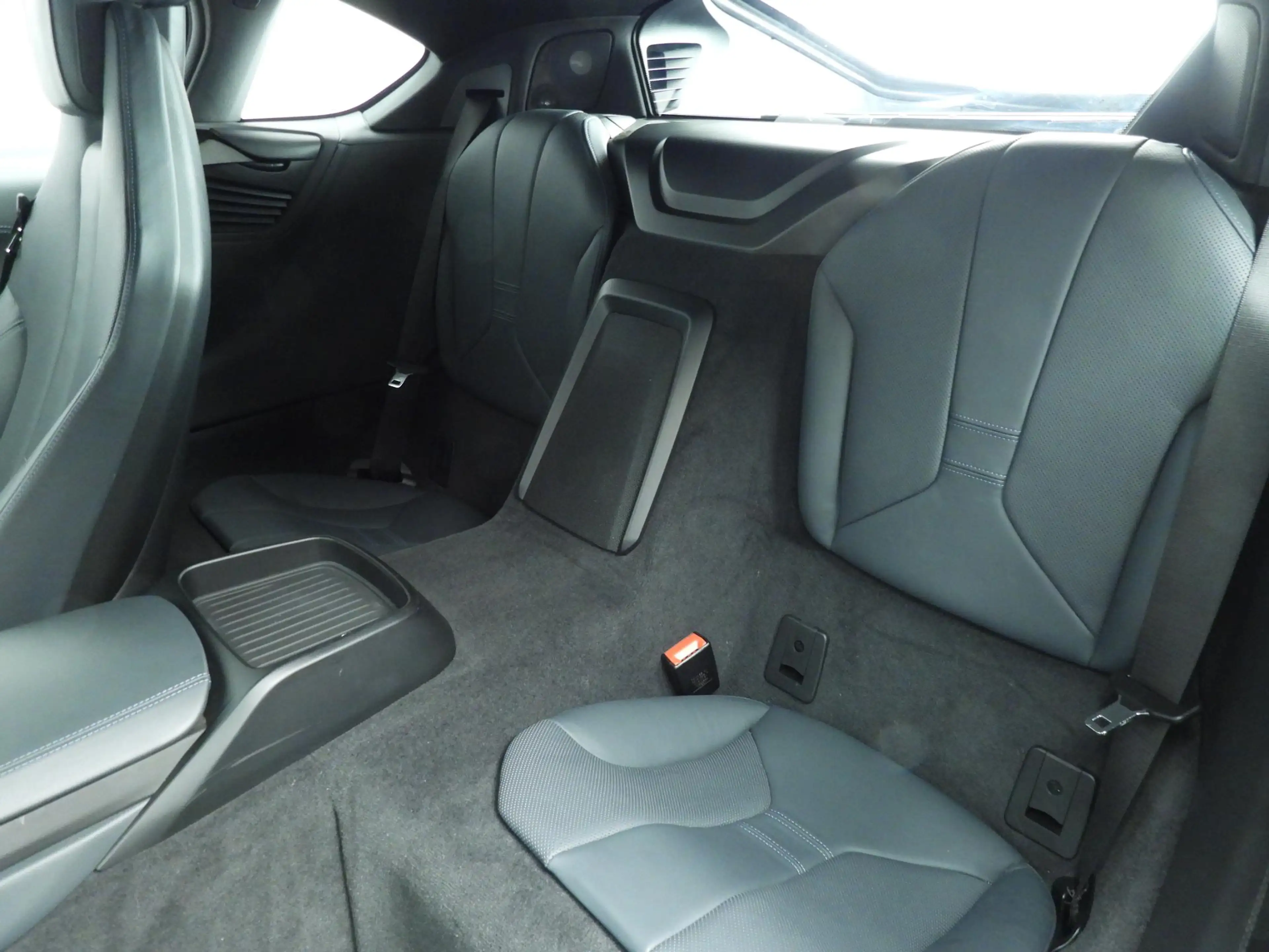 BMW i8 Coupé Automaat / Leder / LED / Driving assist / He — photo 9