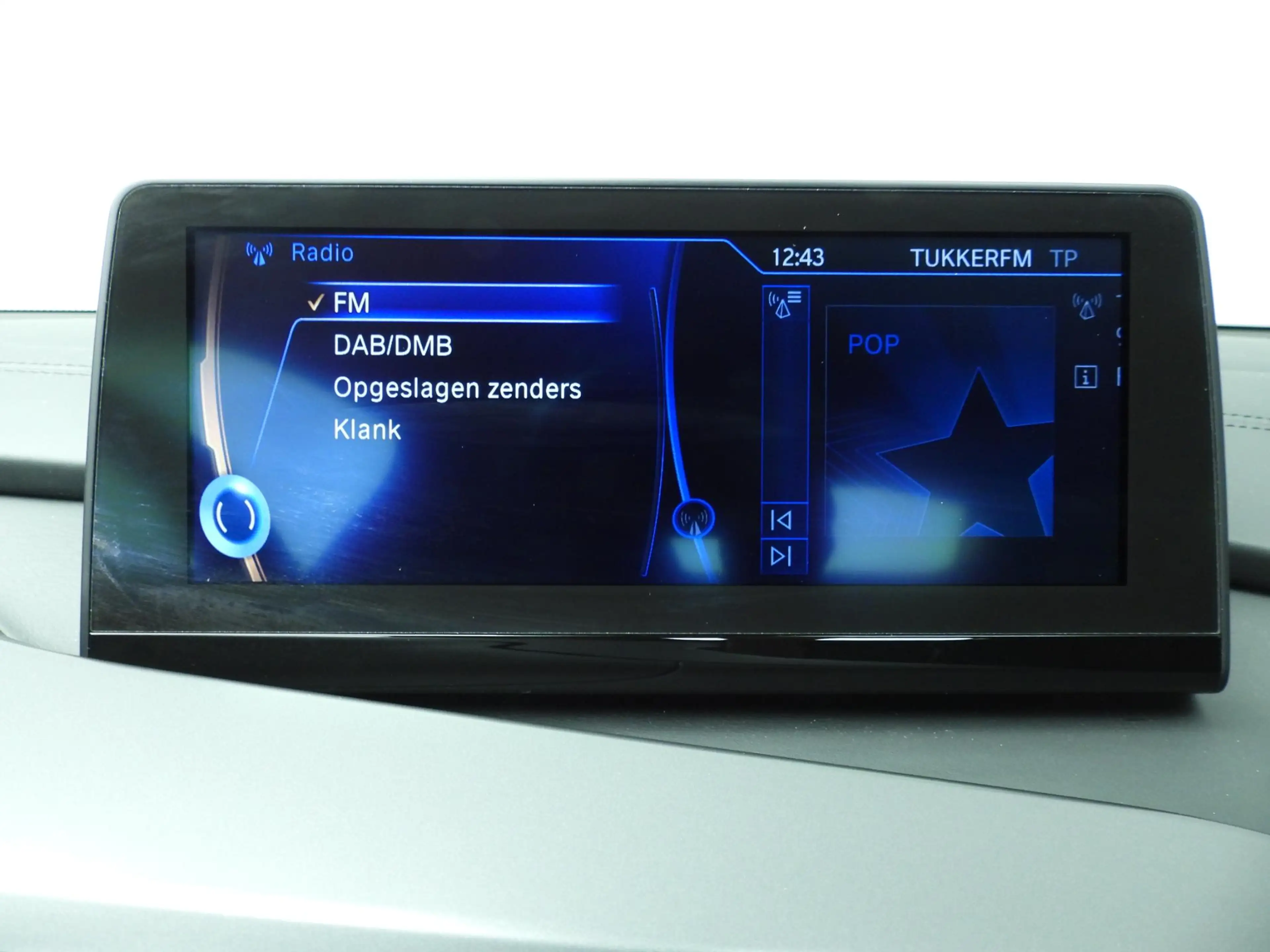 BMW i8 Coupé Automaat / Leder / LED / Driving assist / He — photo 12