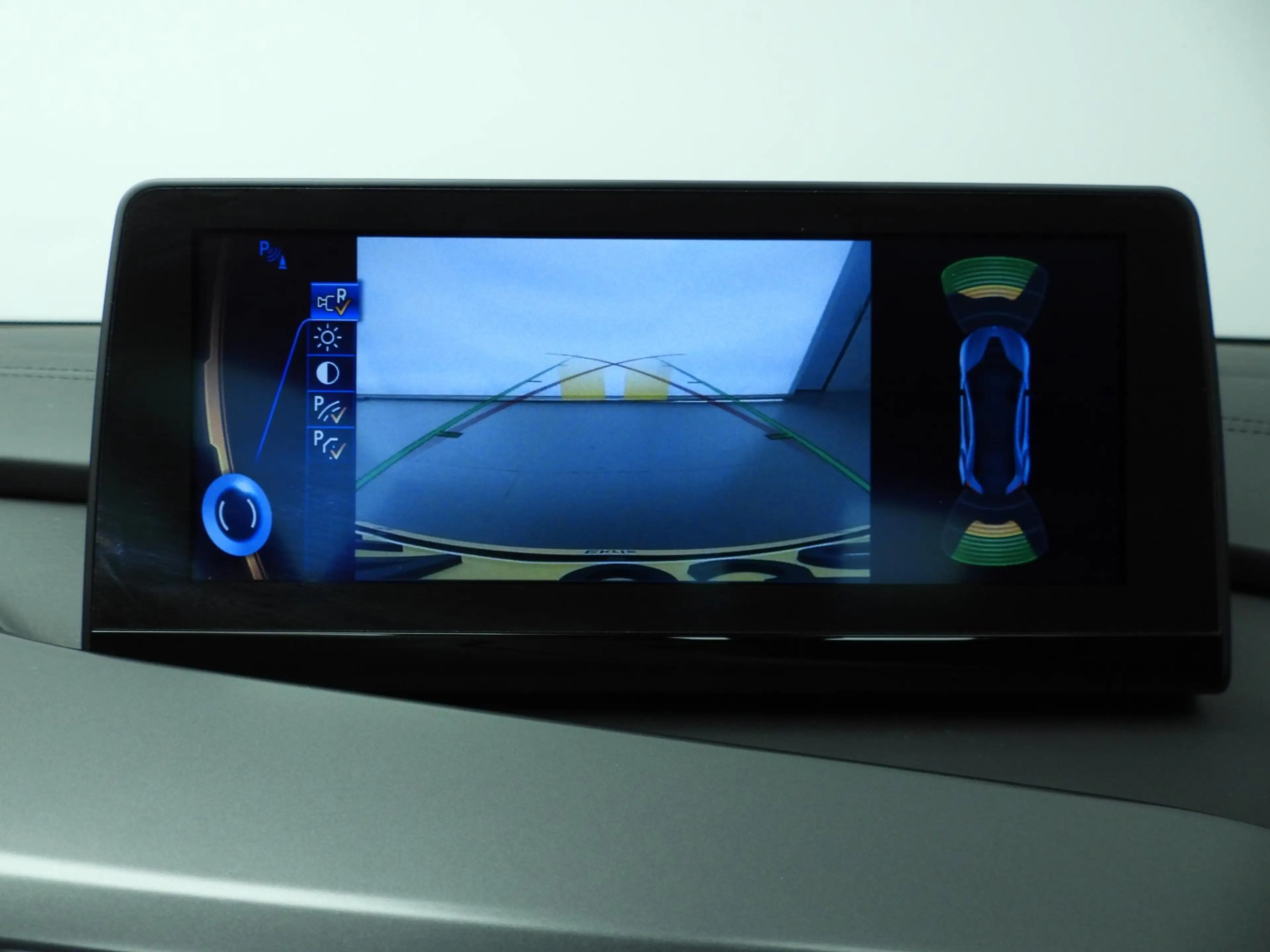 BMW i8 Coupé Automaat / Leder / LED / Driving assist / He — photo 15