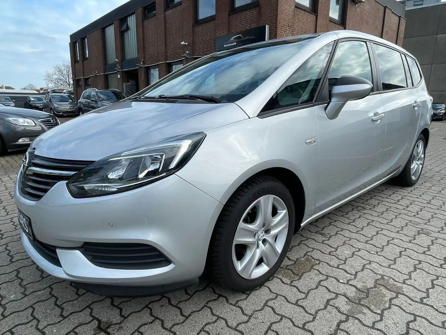 Opel Zafira 1.6CDTi C Edition*NAVI*PDC*USB*EU6 Silber - 2
