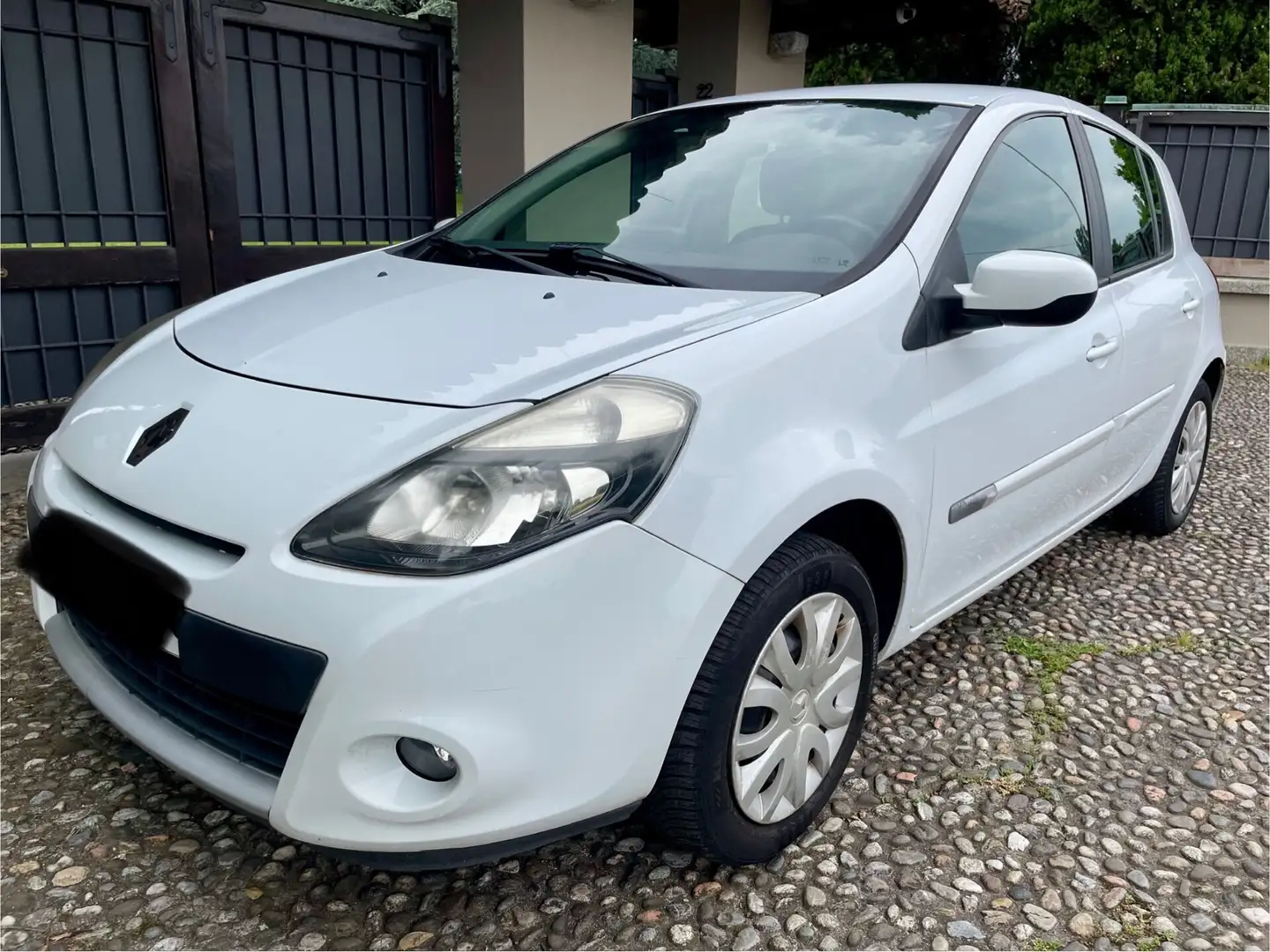 Renault Clio 1.2 16V 5 porte Live! Bianco - 1