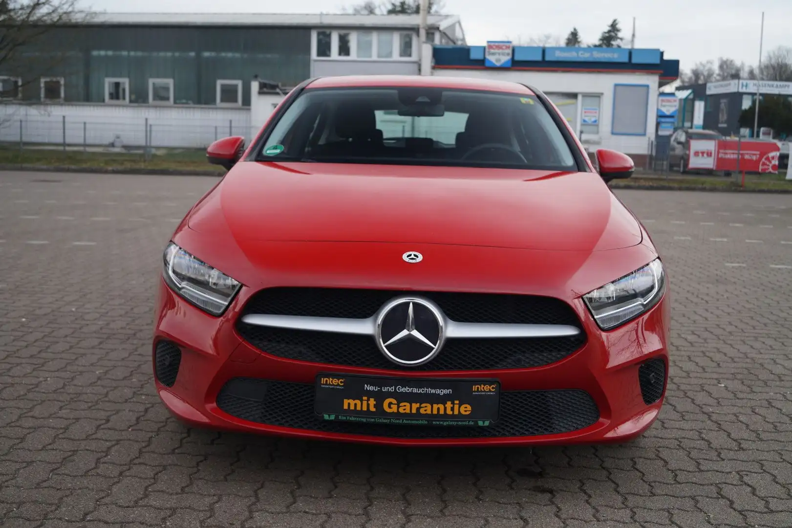 Mercedes-Benz A 180 Business Navi 1Hand Spurhalteassistent Rot - 2