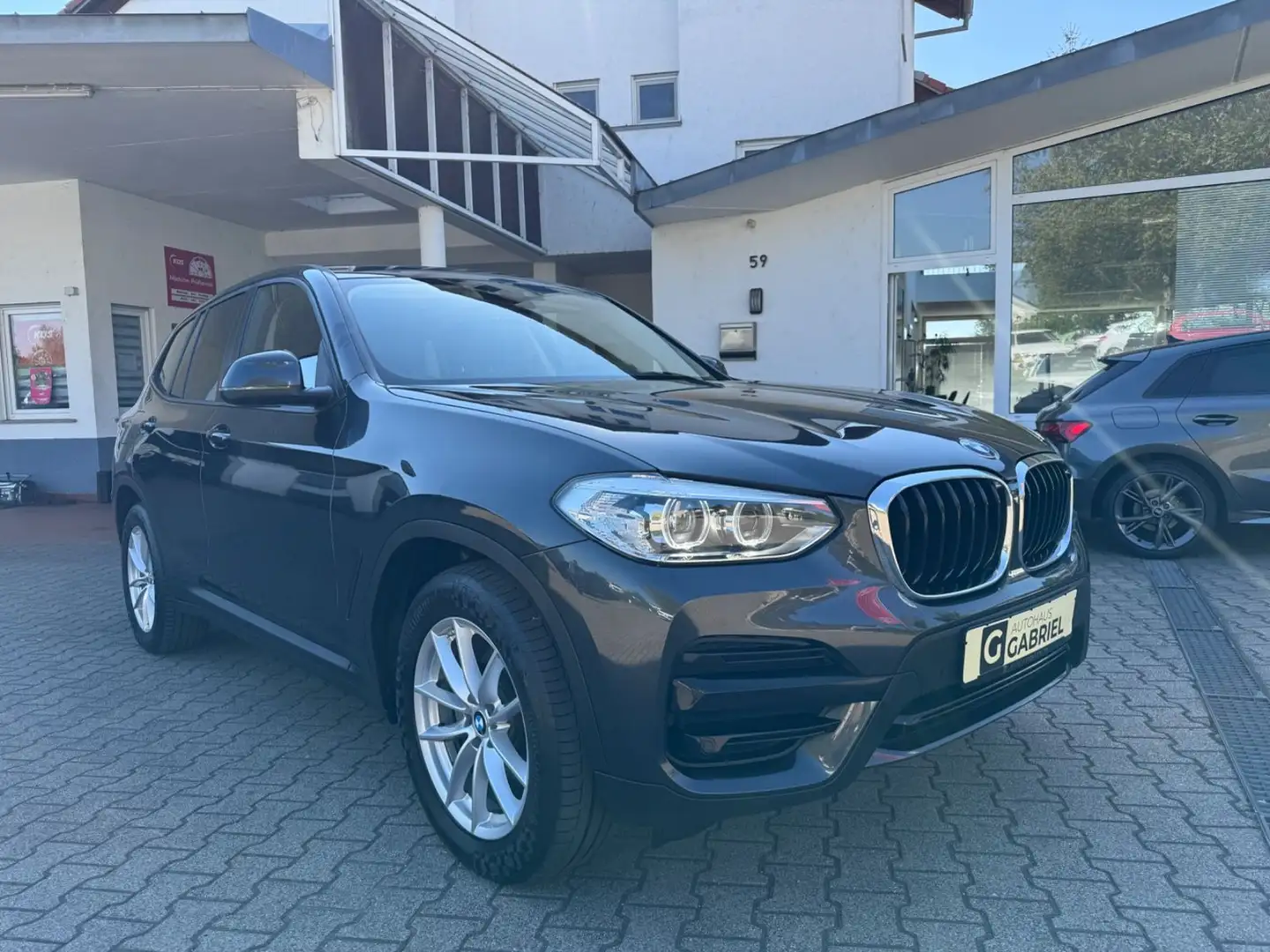 BMW X3 xDrive 20 d LiveCockpit+ Business LED HIFI Gris - 1