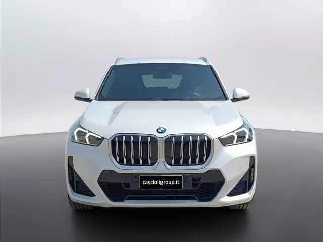 BMW X1 view 2