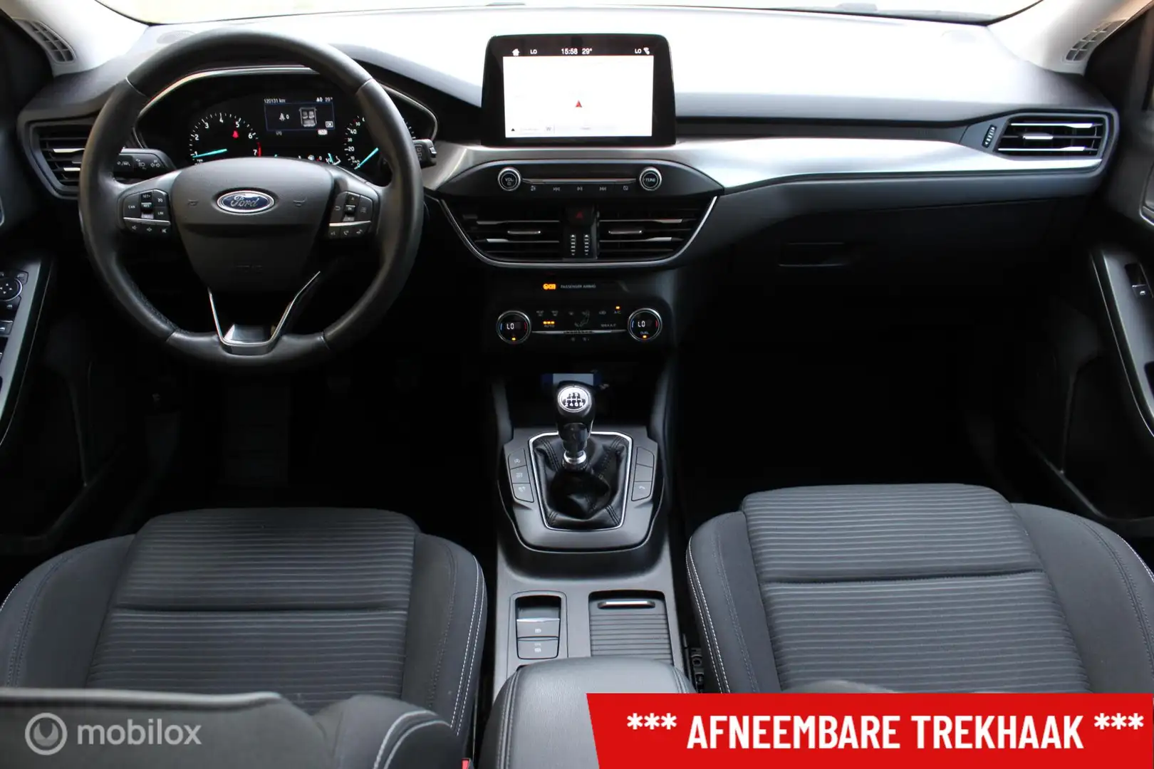 Ford Focus 1.0 EcoBoost 125 PK Titanium Business, Trekhaak, C Wit - 2