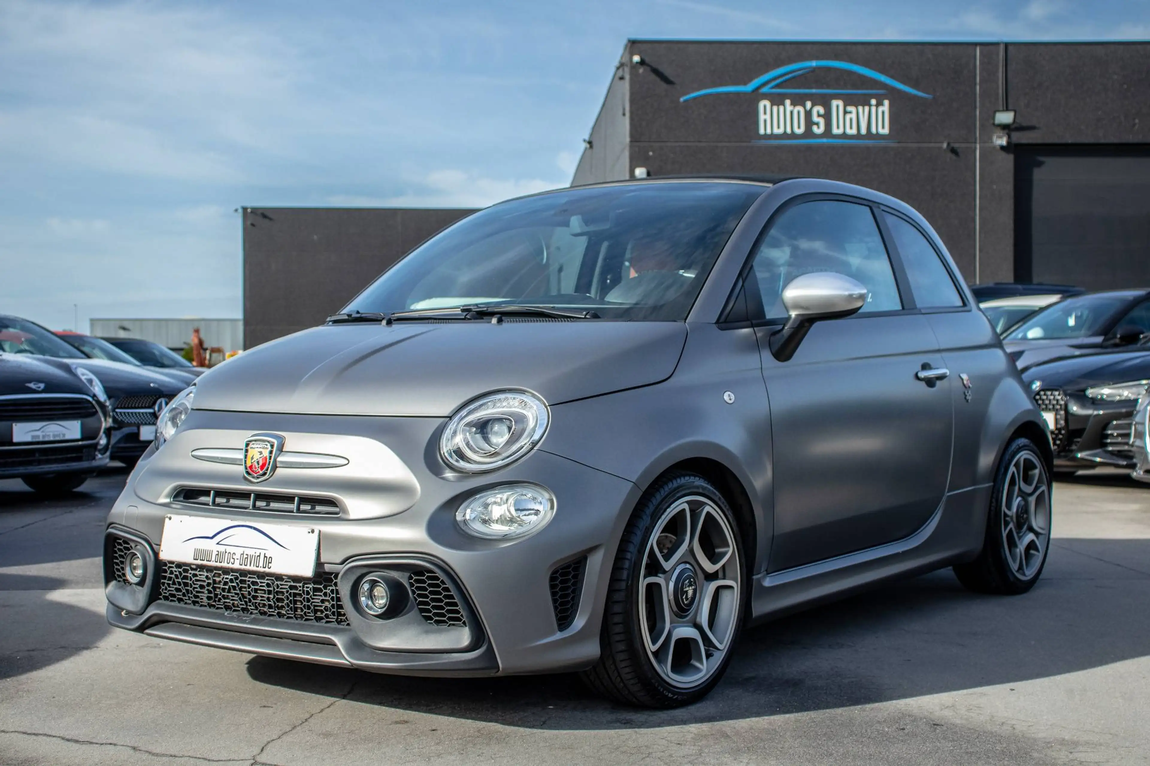 Abarth 595 Turismo Cabrio 1.4 T-Jet / 1 EIGENAAR / HISTORIEK / GRIGIO ASFALTO / LEDER / APPLE CARPLAY / PARKEERSENSOREN — photo 9