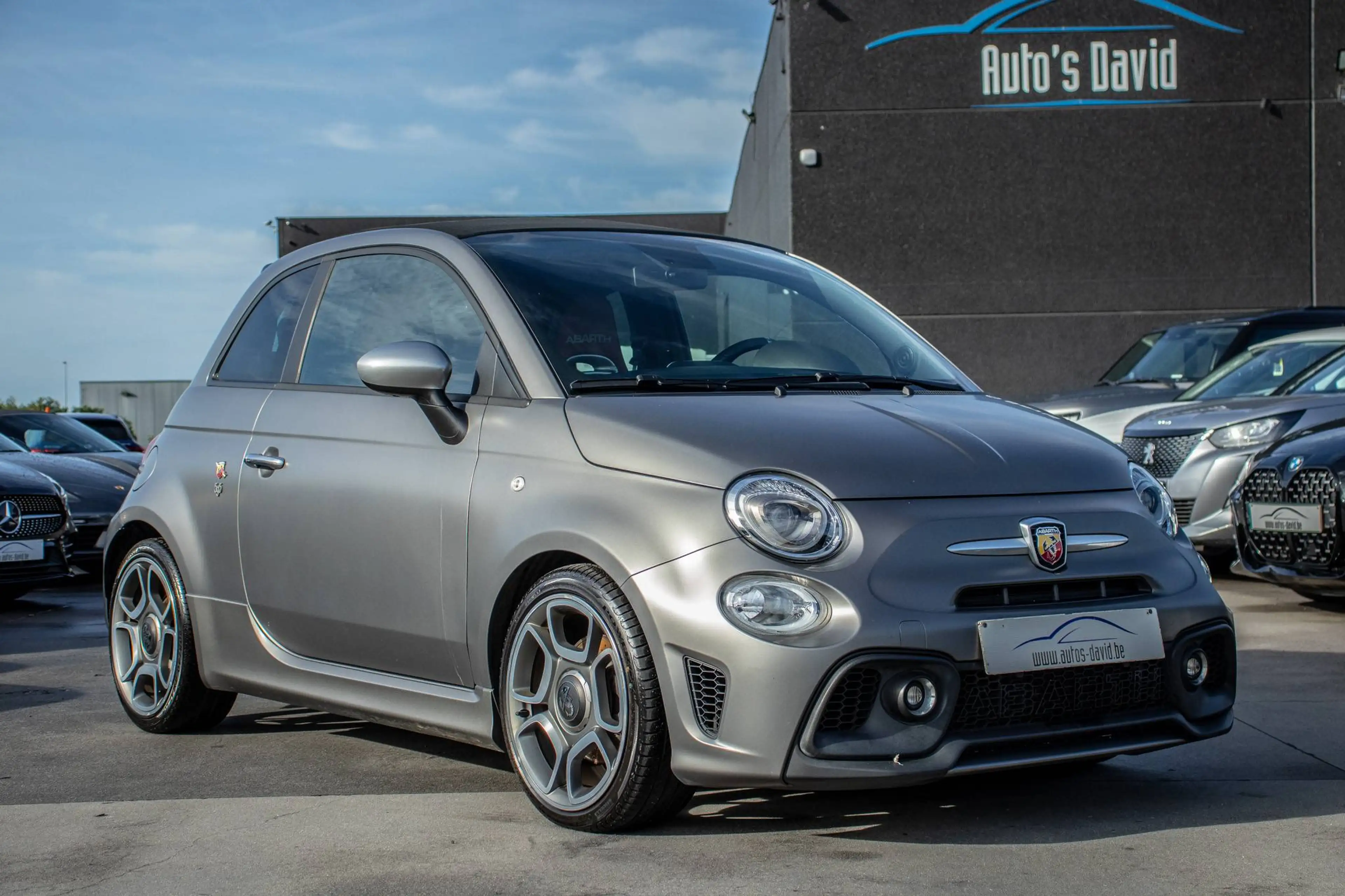 Abarth 595 Turismo Cabrio 1.4 T-Jet / 1 EIGENAAR / HISTORIEK / GRIGIO ASFALTO / LEDER / APPLE CARPLAY / PARKEERSENSOREN — photo 7