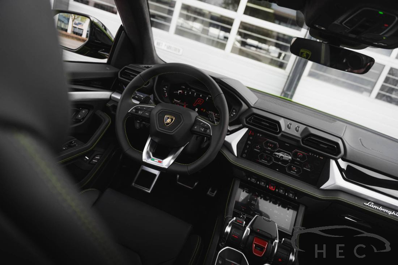 Lamborghini Urus 4.0 V8 Hybrid SE — photo 49