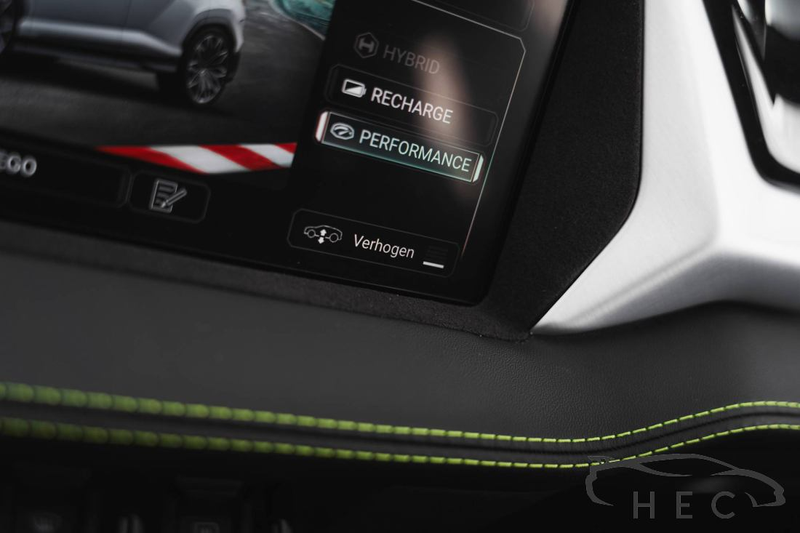 Lamborghini Urus 4.0 V8 Hybrid SE — photo 20
