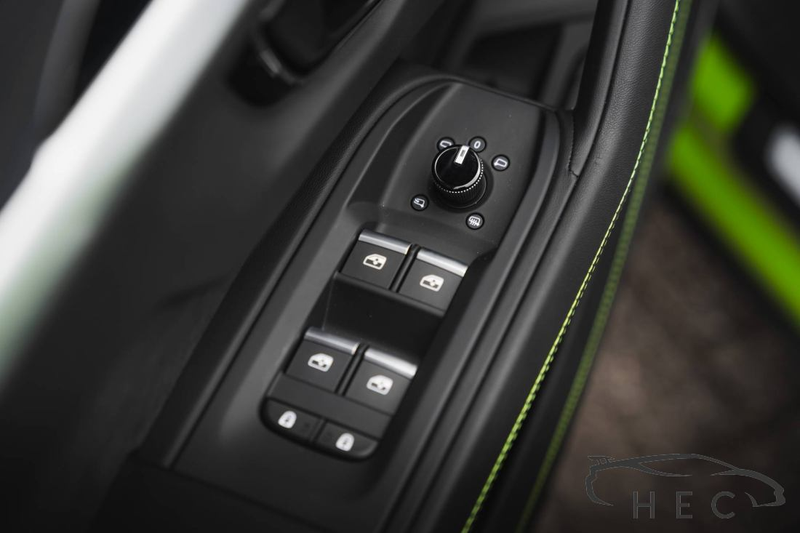 Lamborghini Urus 4.0 V8 Hybrid SE — photo 37