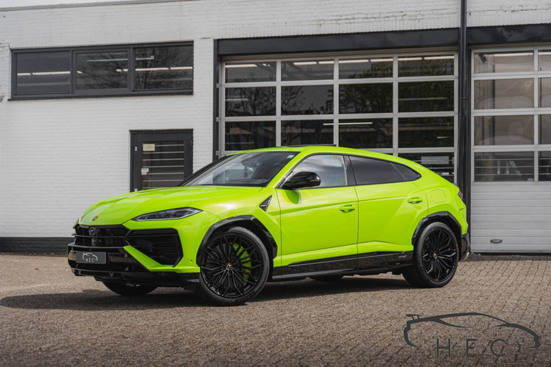 Lamborghini Urus 4.0 V8 Hybrid SE