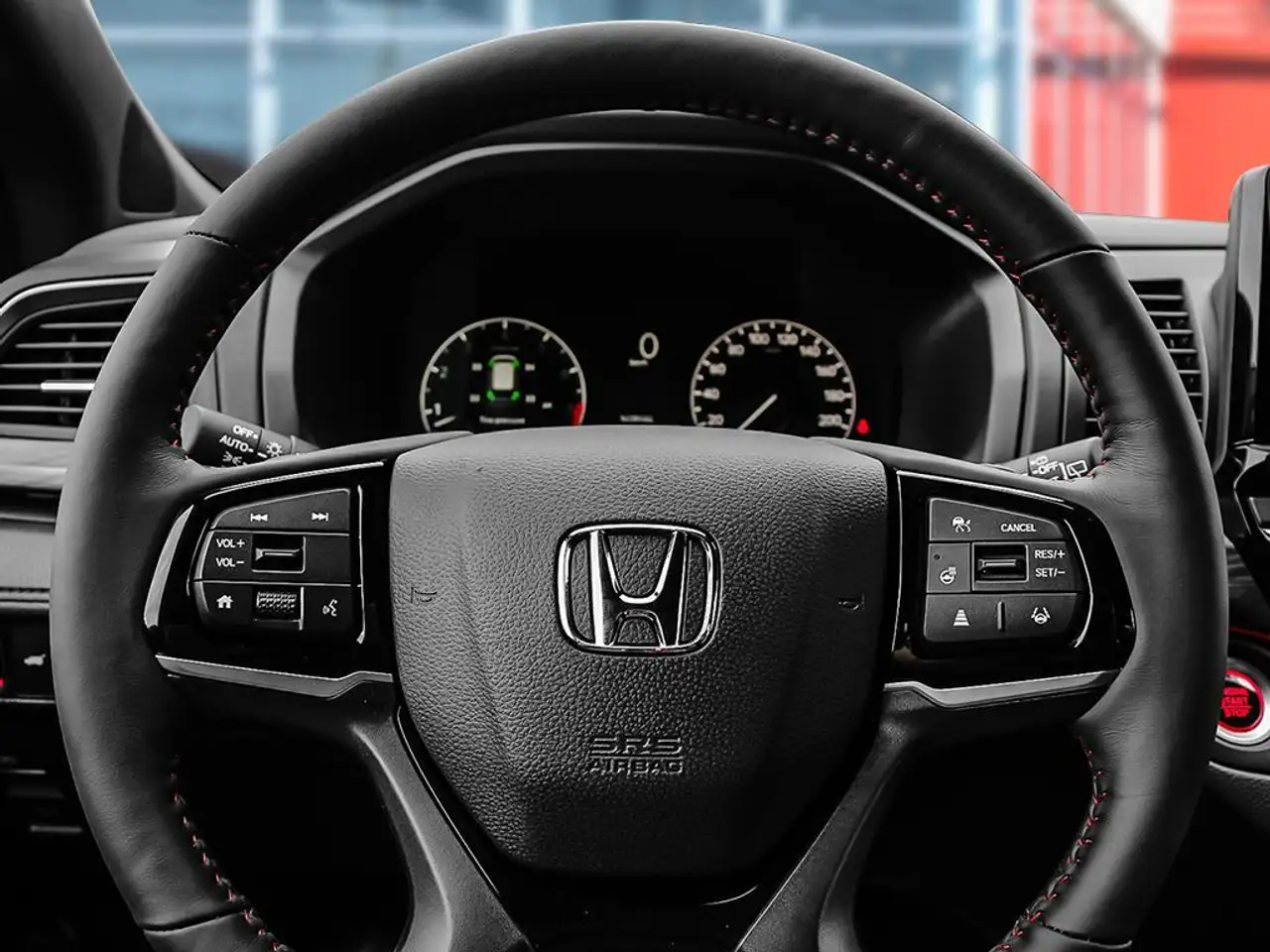 Honda Odyssey снимка Honda Odyssey