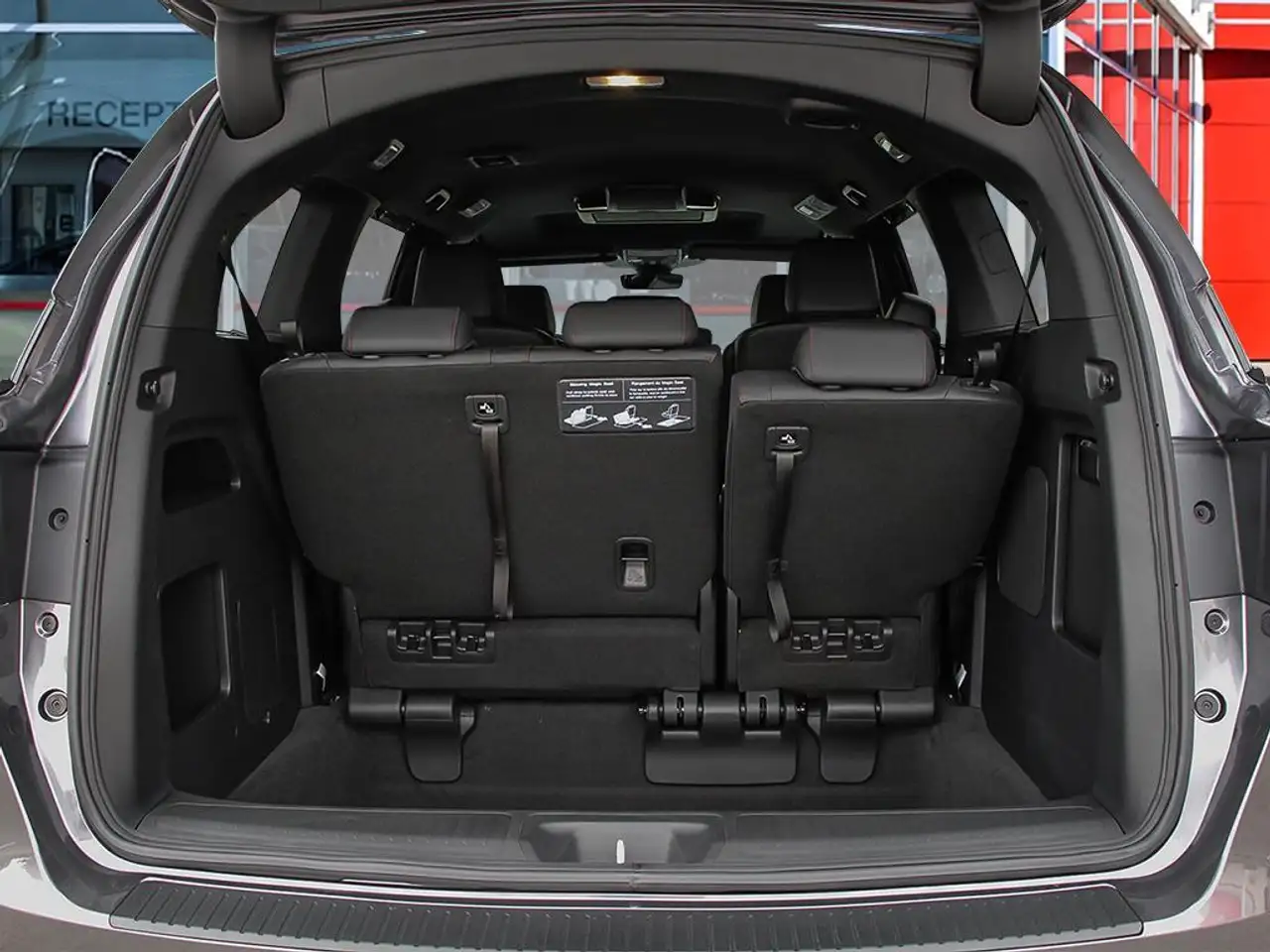 Honda Odyssey снимка Honda Odyssey
