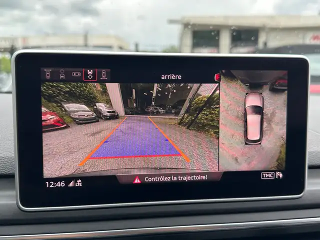 Audi A4 view 11