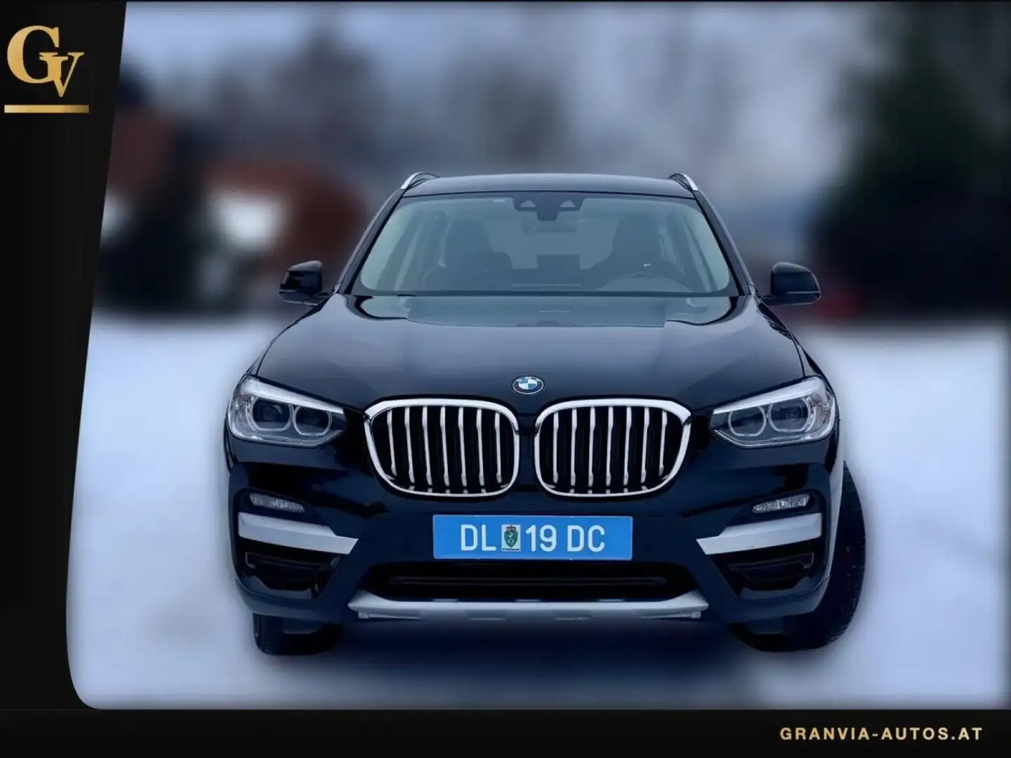 BMW X3 xDrive 30e xLine Schwarz - 1