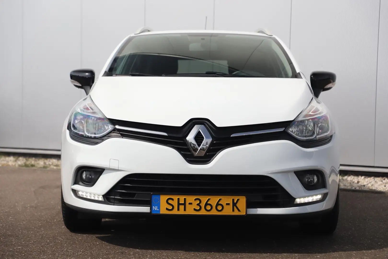 Renault Clio Estate 0.9 TCe Limited Navigatie Bluetooth Airco C Weiß - 2
