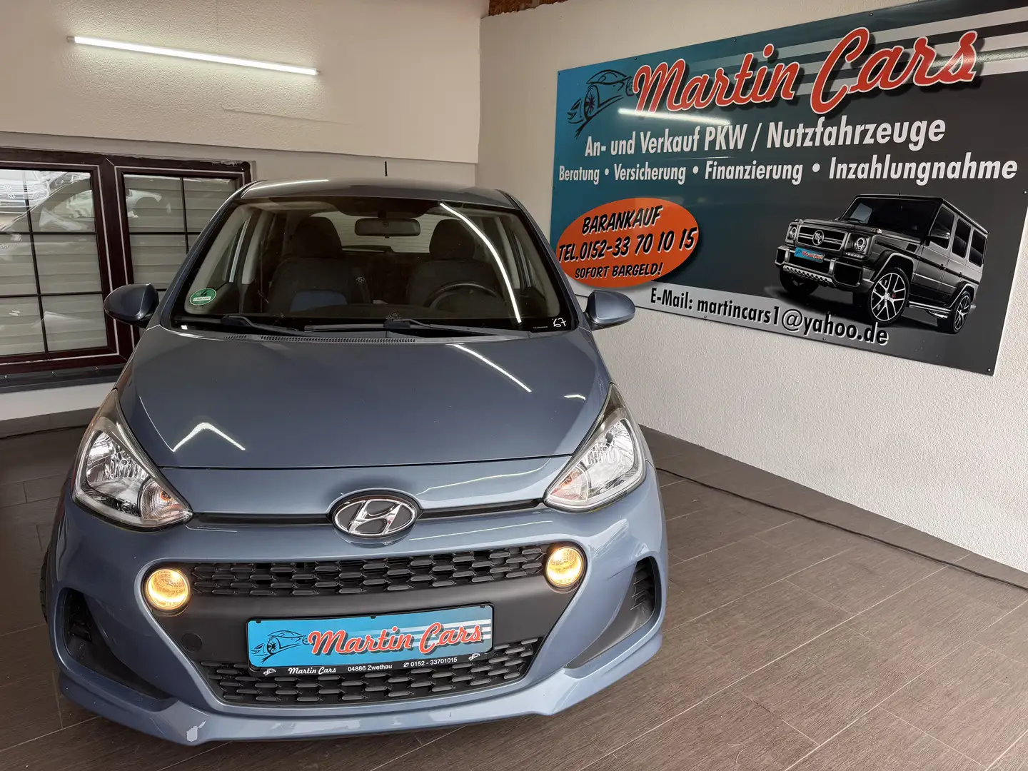 Hyundai i10 1.Hand Klima 65TKM Sitzheizung 8xReife Lenkradheiz Grau - 2