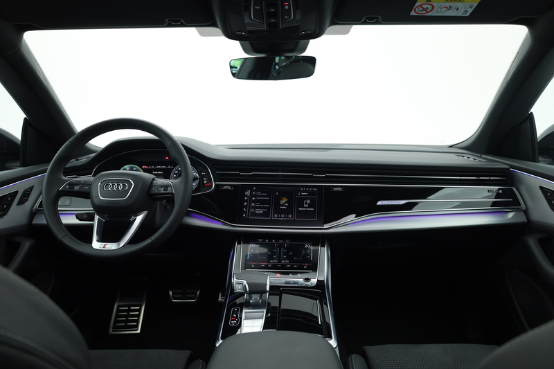 Audi Q8 60 TFSI e quattro Pro Line S Competition | Luchtve — photo 10