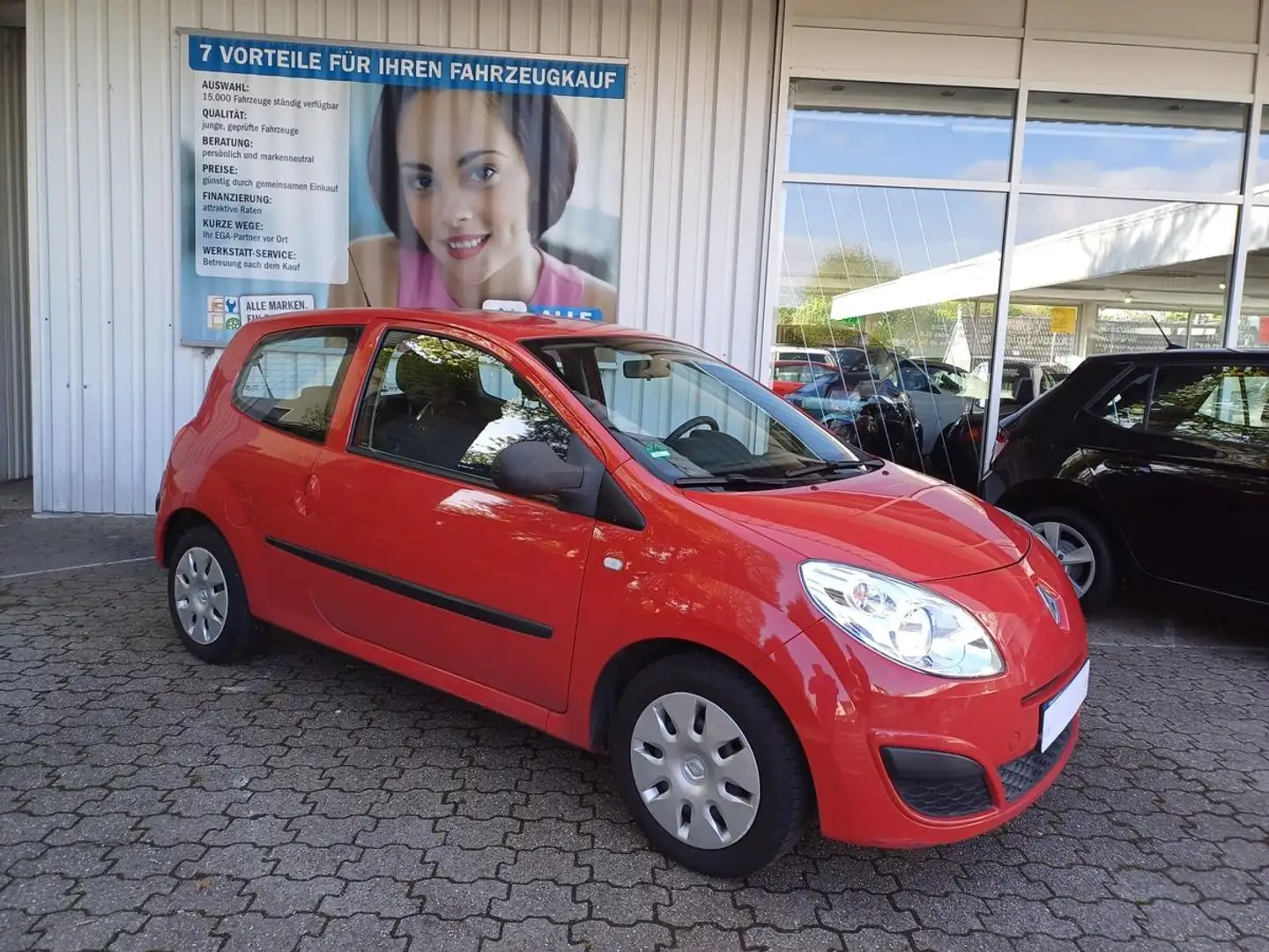 Renault Twingo 1.2 60 Authentique 2 HD RCD 8 fach Bereift Rot - 1
