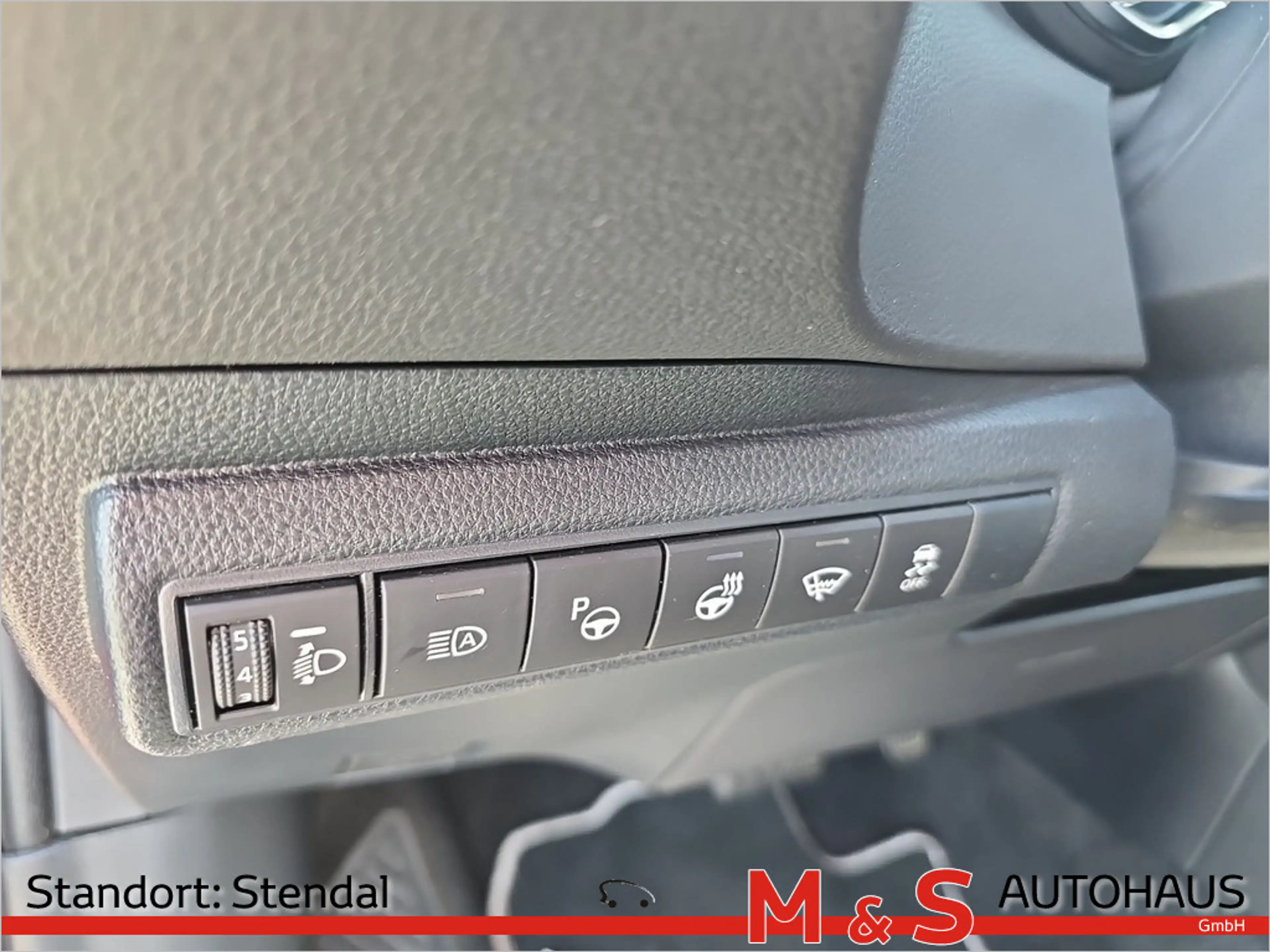 Toyota Corolla Touring Sports 2.0 Hybrid Team D LED — photo 18