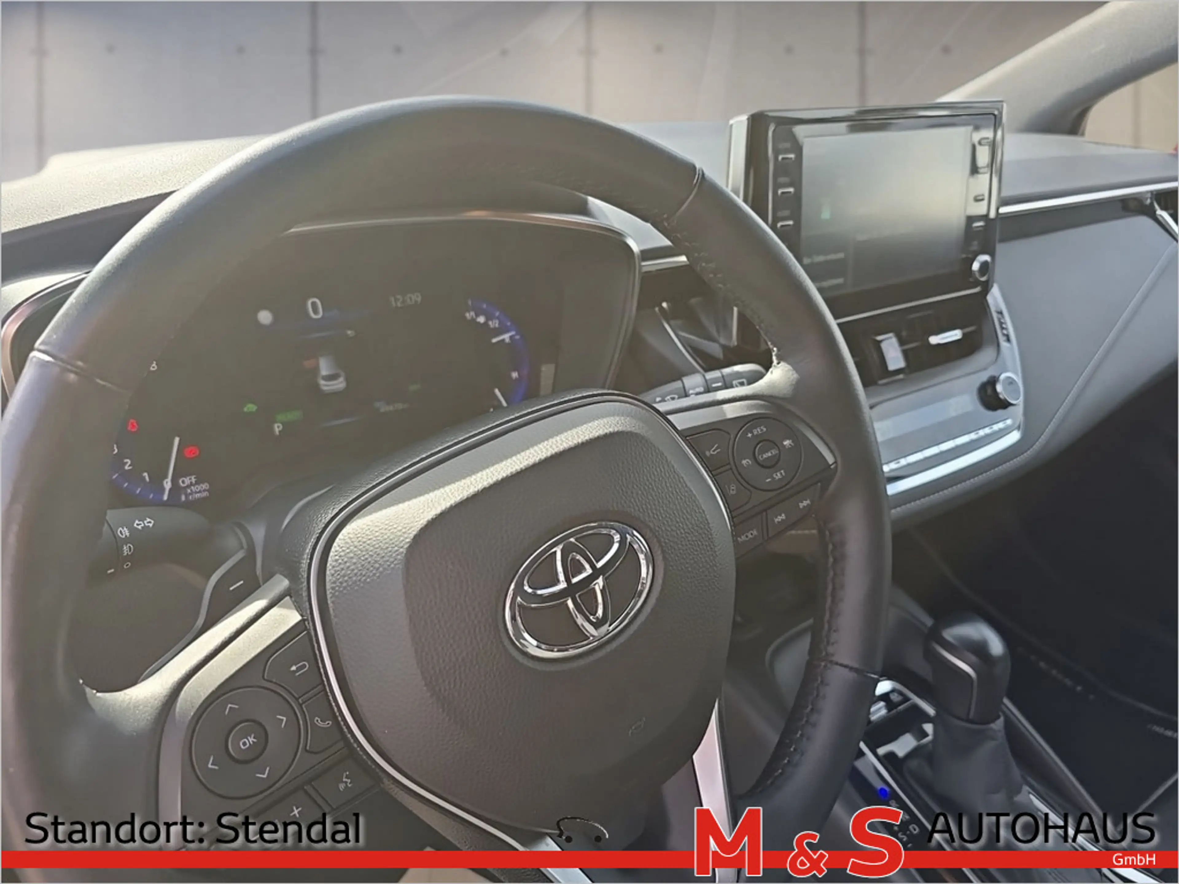 Toyota Corolla Touring Sports 2.0 Hybrid Team D LED — photo 10