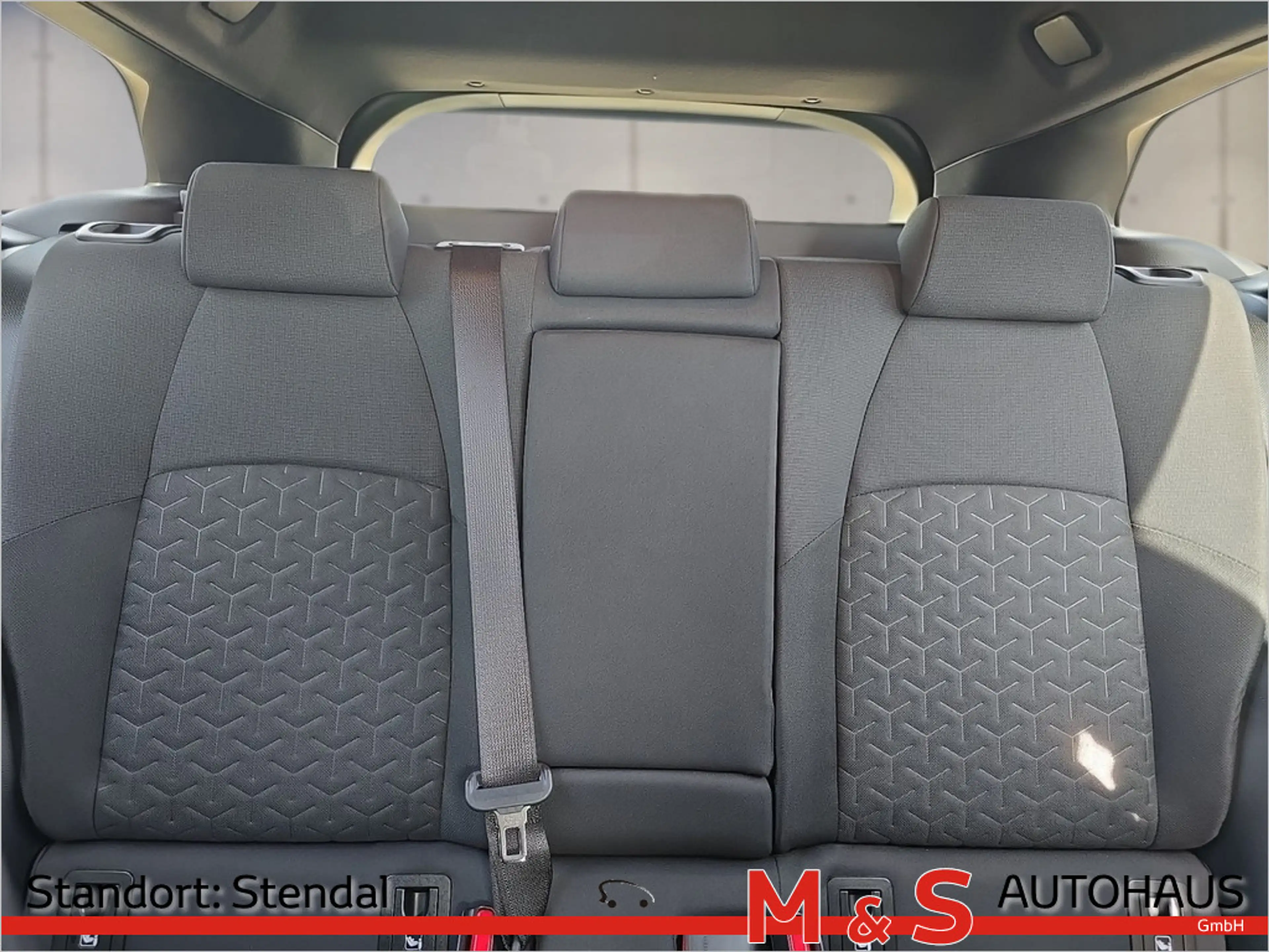 Toyota Corolla Touring Sports 2.0 Hybrid Team D LED — photo 15
