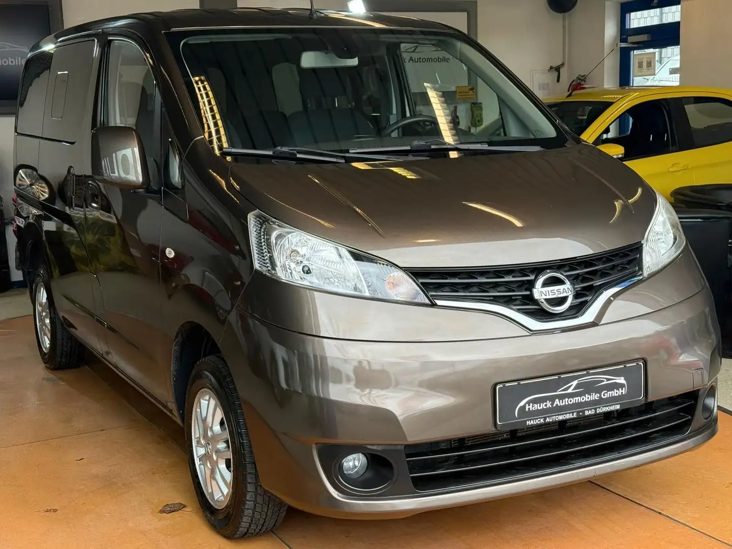 Nissan NV200 NV 200 Evalia Tekna 1.6  1.Hd./AHK/PDC Marrón - 1