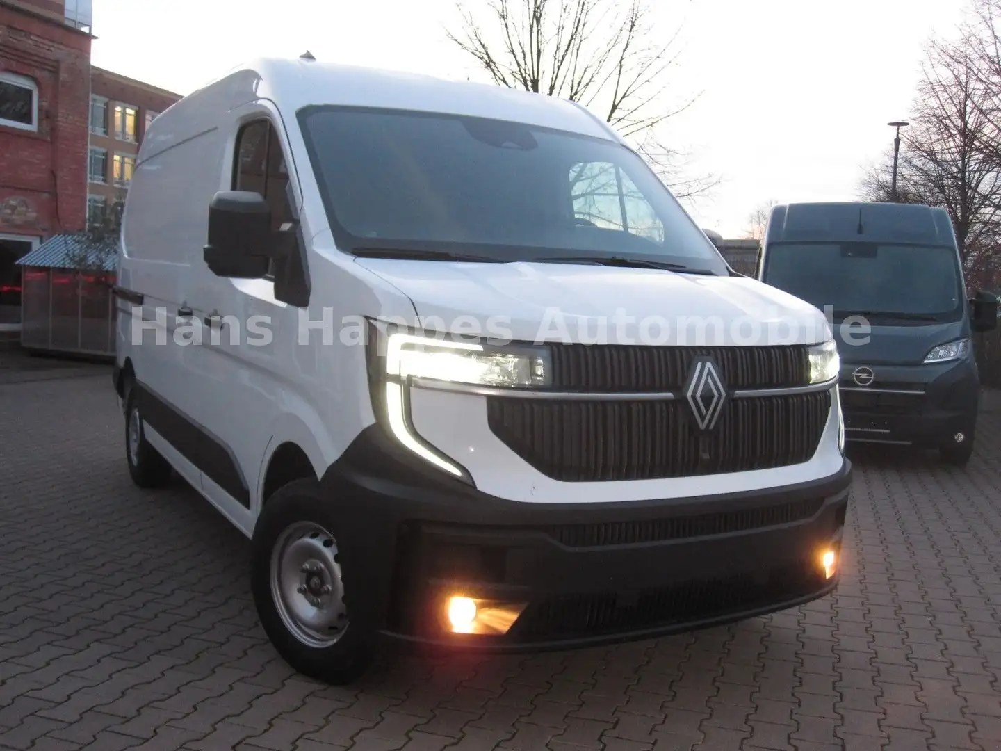 Renault Master L2 170  beh. Front Holz 270° AHK Trittstu Alb - 1