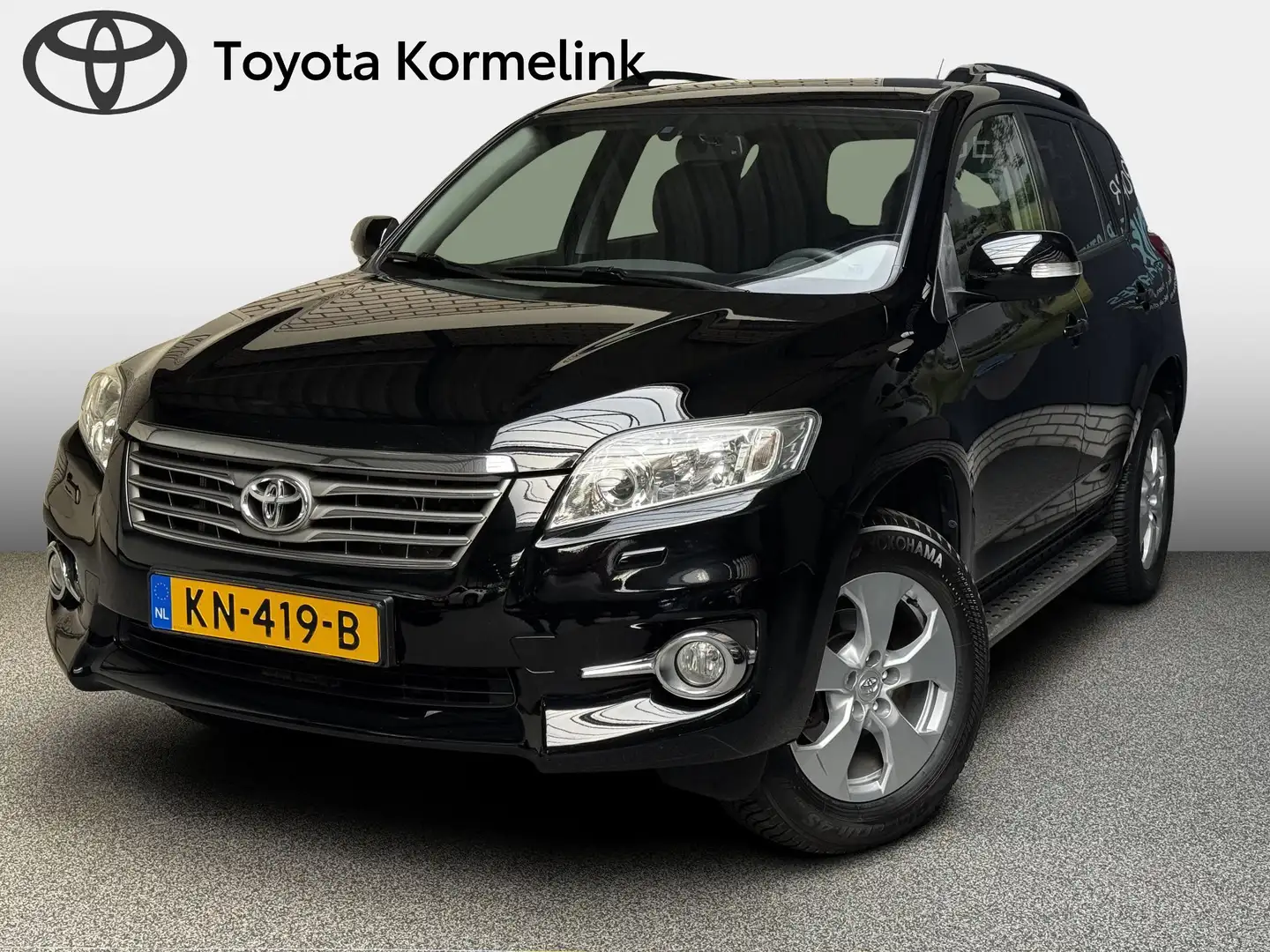 Toyota RAV 4 2.0 VVTi Executive Business Zwart - 1