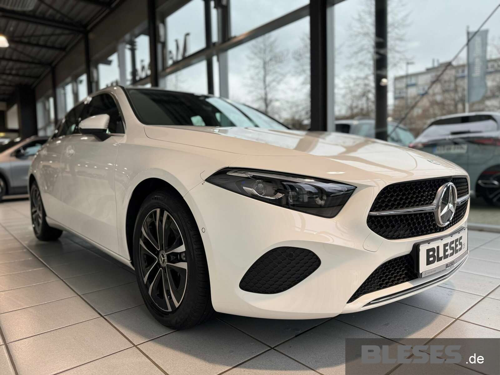 Mercedes-Benz A 180