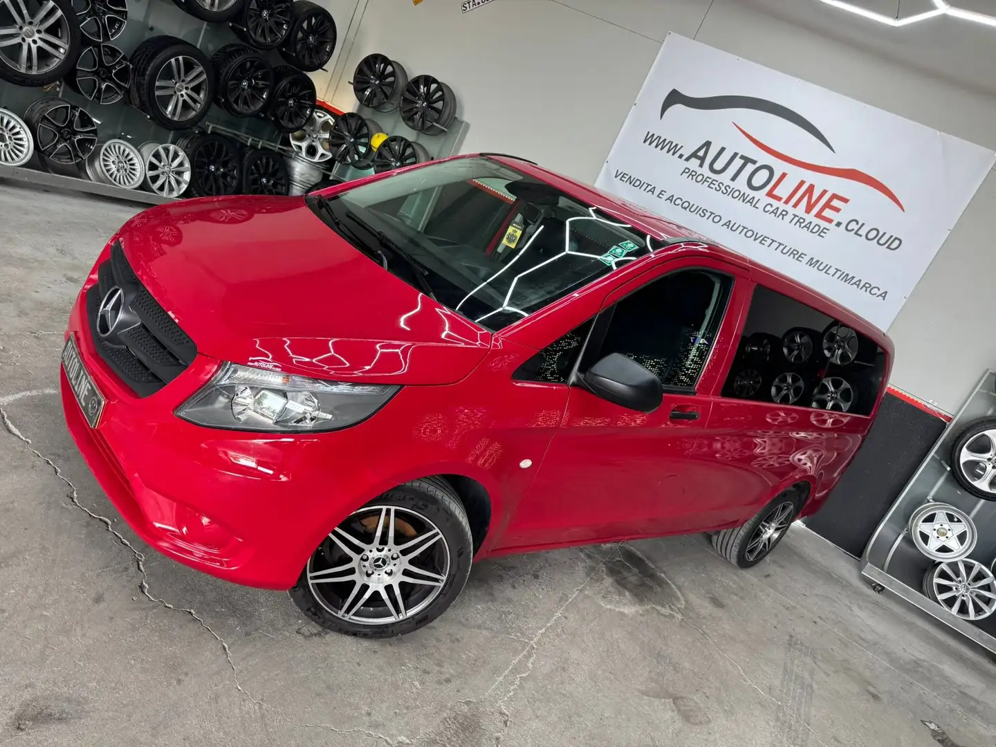 Mercedes-Benz Vito Tourer 1.6 CDi Rosso - 1