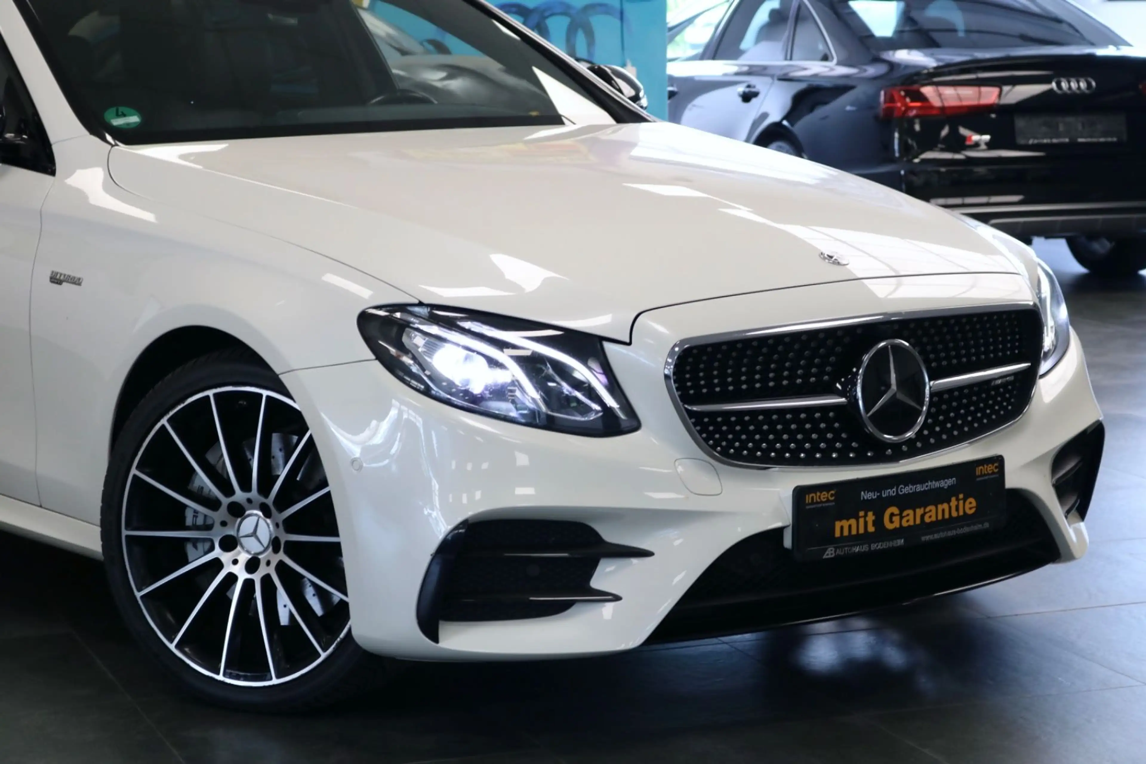 Mercedes-Benz E 43 AMG T 4Matic/HEADUP/360°/PANORAMA/CARBON — photo 2