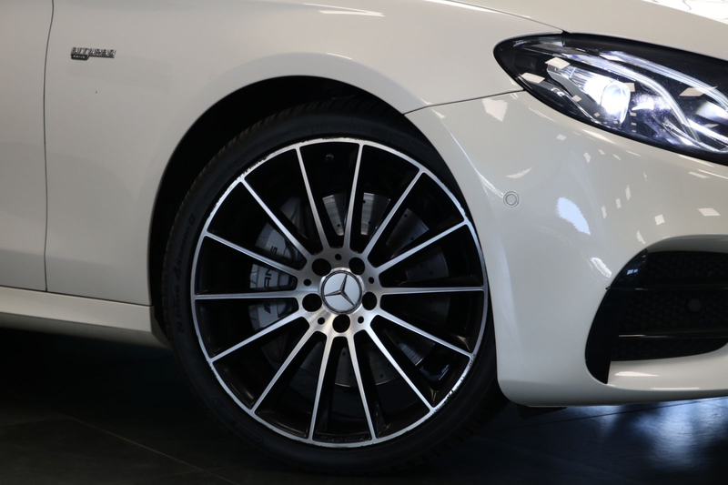 Mercedes-Benz E 43 AMG T 4Matic/HEADUP/360°/PANORAMA/CARBON — photo 3