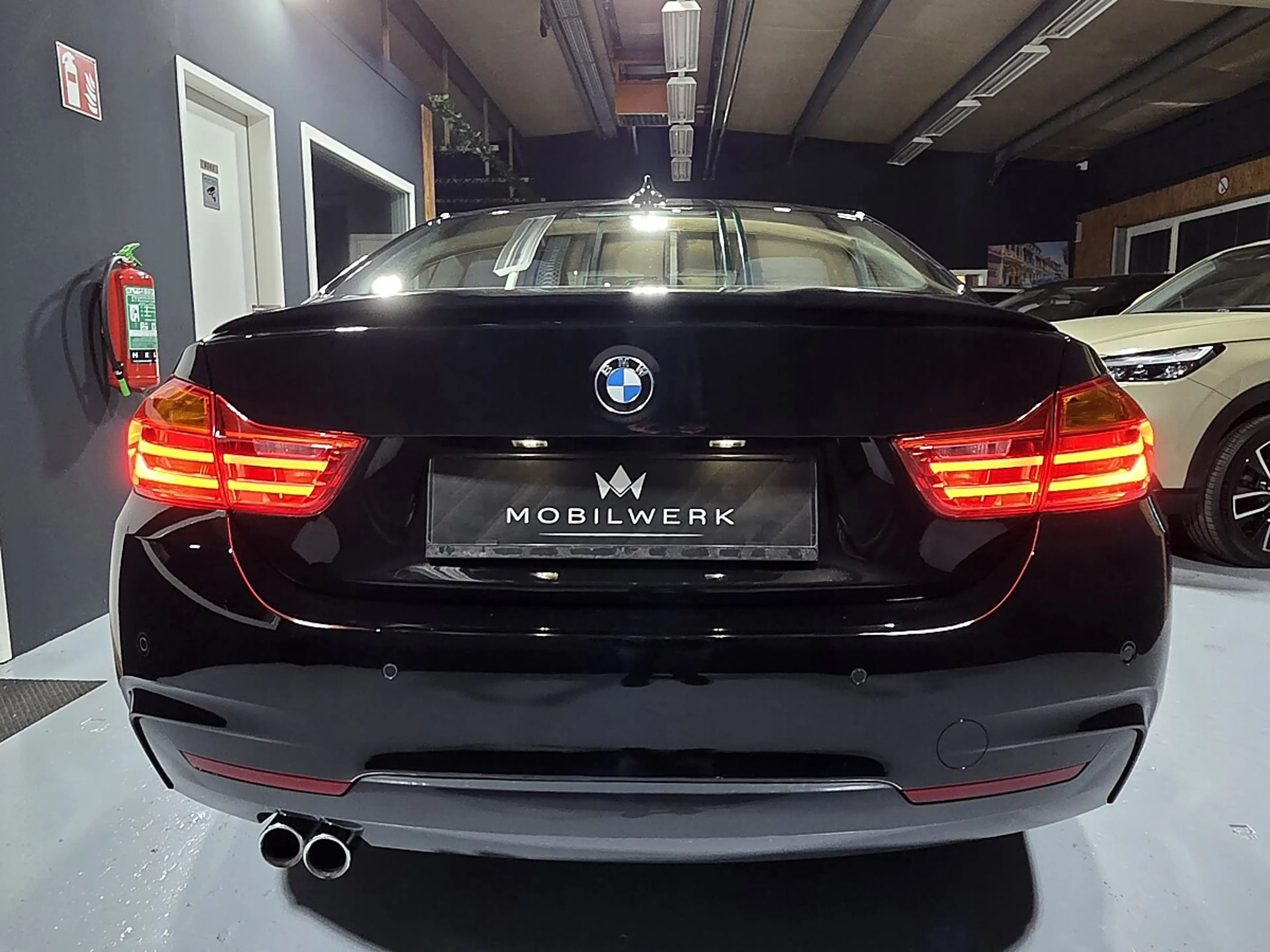 BMW 430 d Coupe Aut. — photo 7