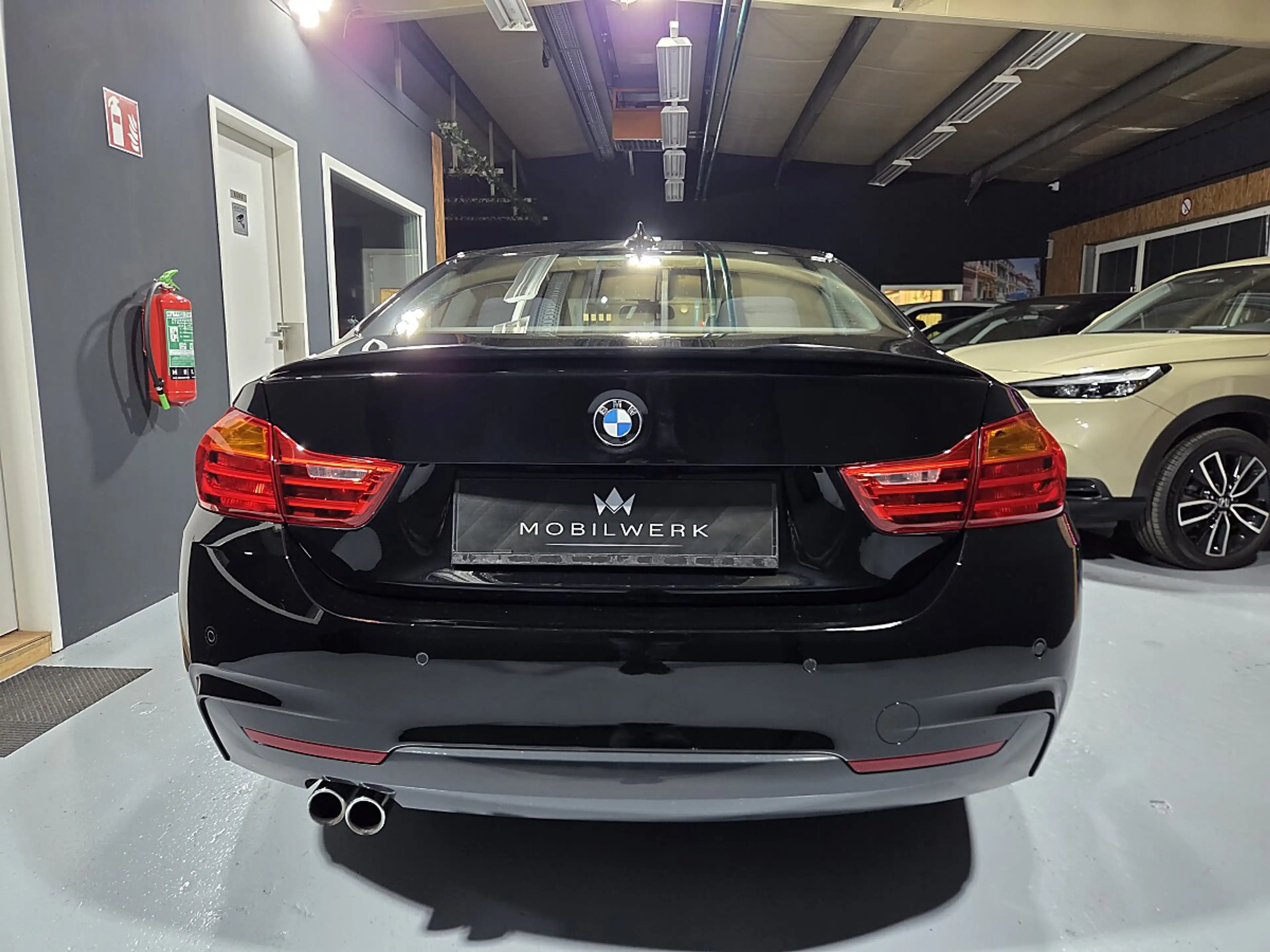 BMW 430 d Coupe Aut. — photo 8