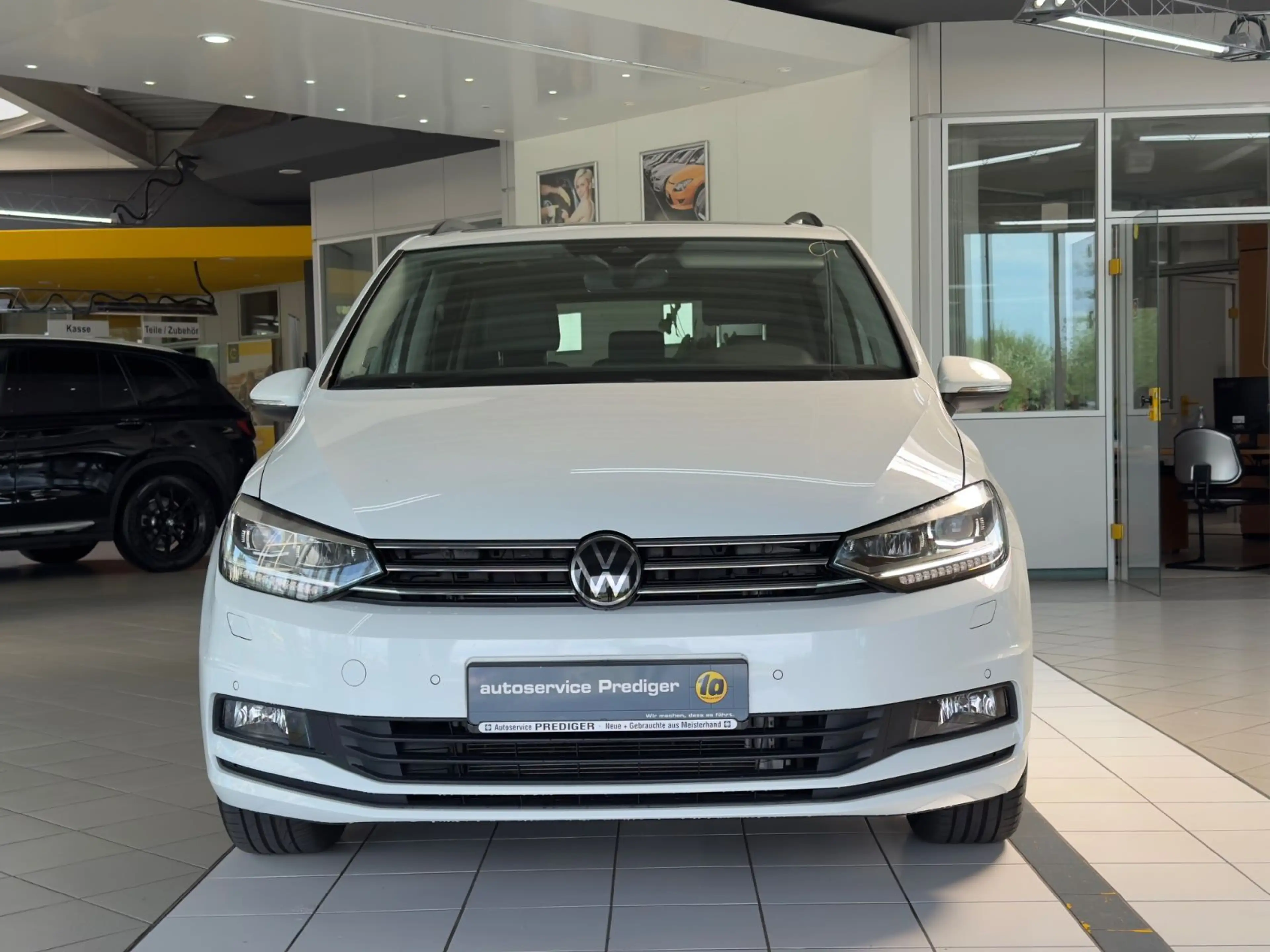 Volkswagen Touran *ACC*7-SITZER*LED*PANORAMA*KAMERA* — photo 11
