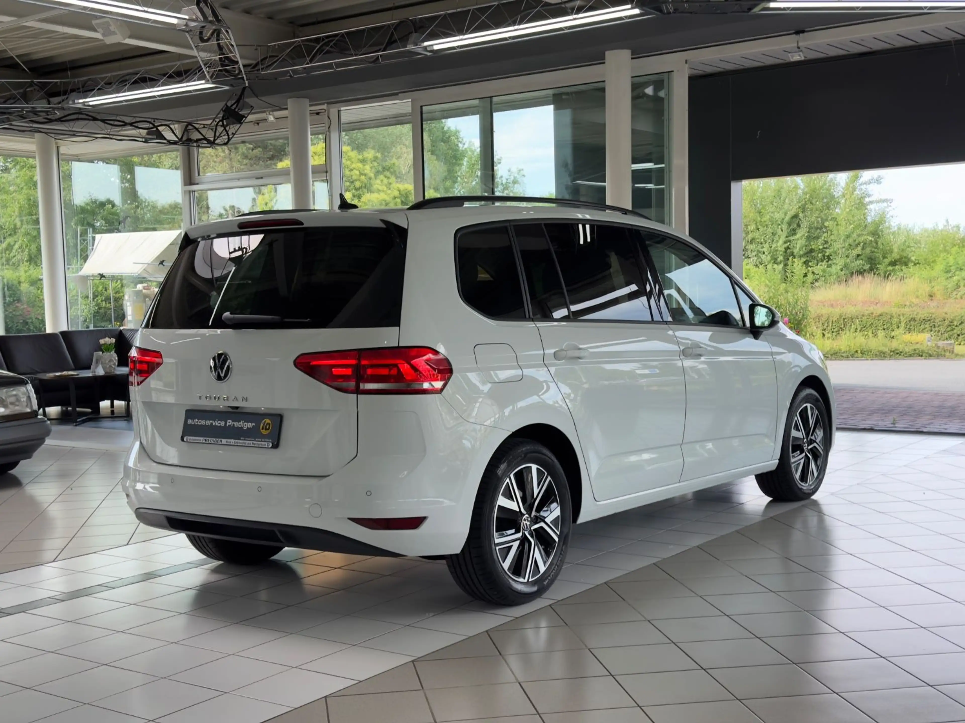 Volkswagen Touran *ACC*7-SITZER*LED*PANORAMA*KAMERA* — photo 14