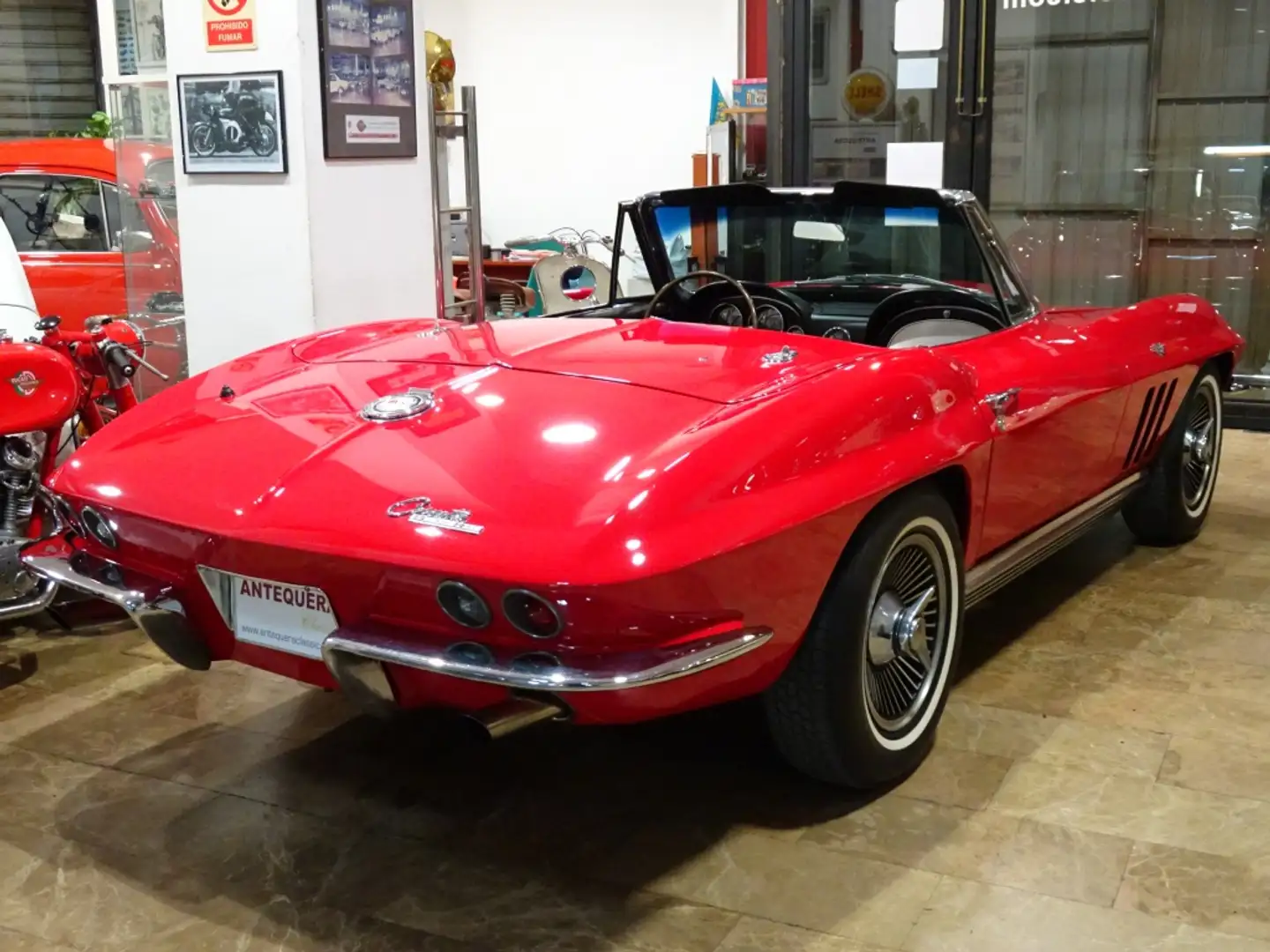 Chevrolet Corvette Sting Ray Rojo - 2