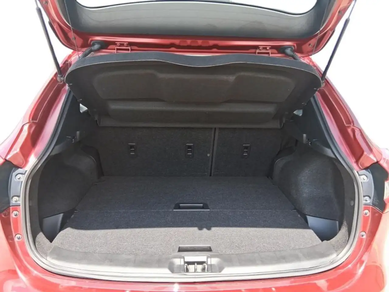 Nissan Qashqai photo Nissan Qashqai