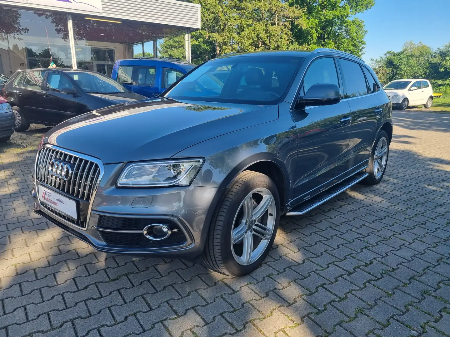 Audi Q5 2.0 TDI (140 kW) quattro S-Line,Standheizung Сірий - 1