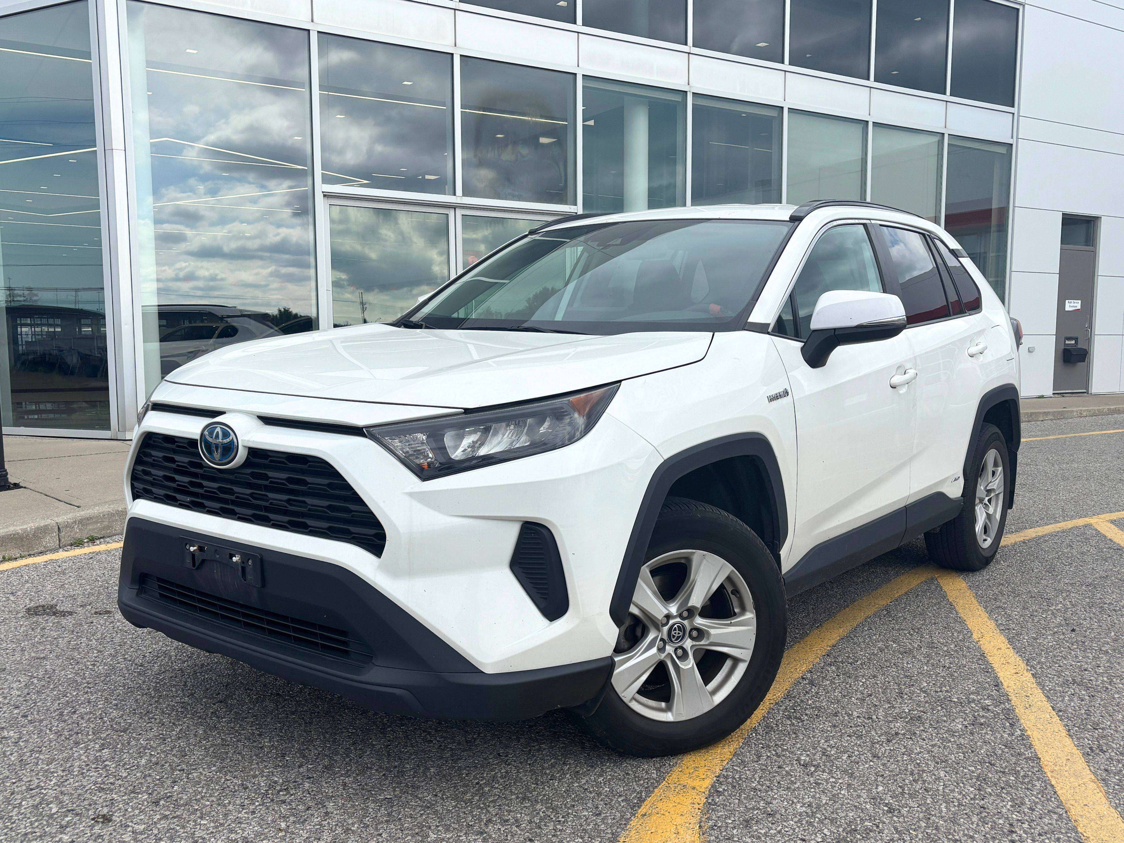used 2020 Toyota RAV4 car, priced at $27,995