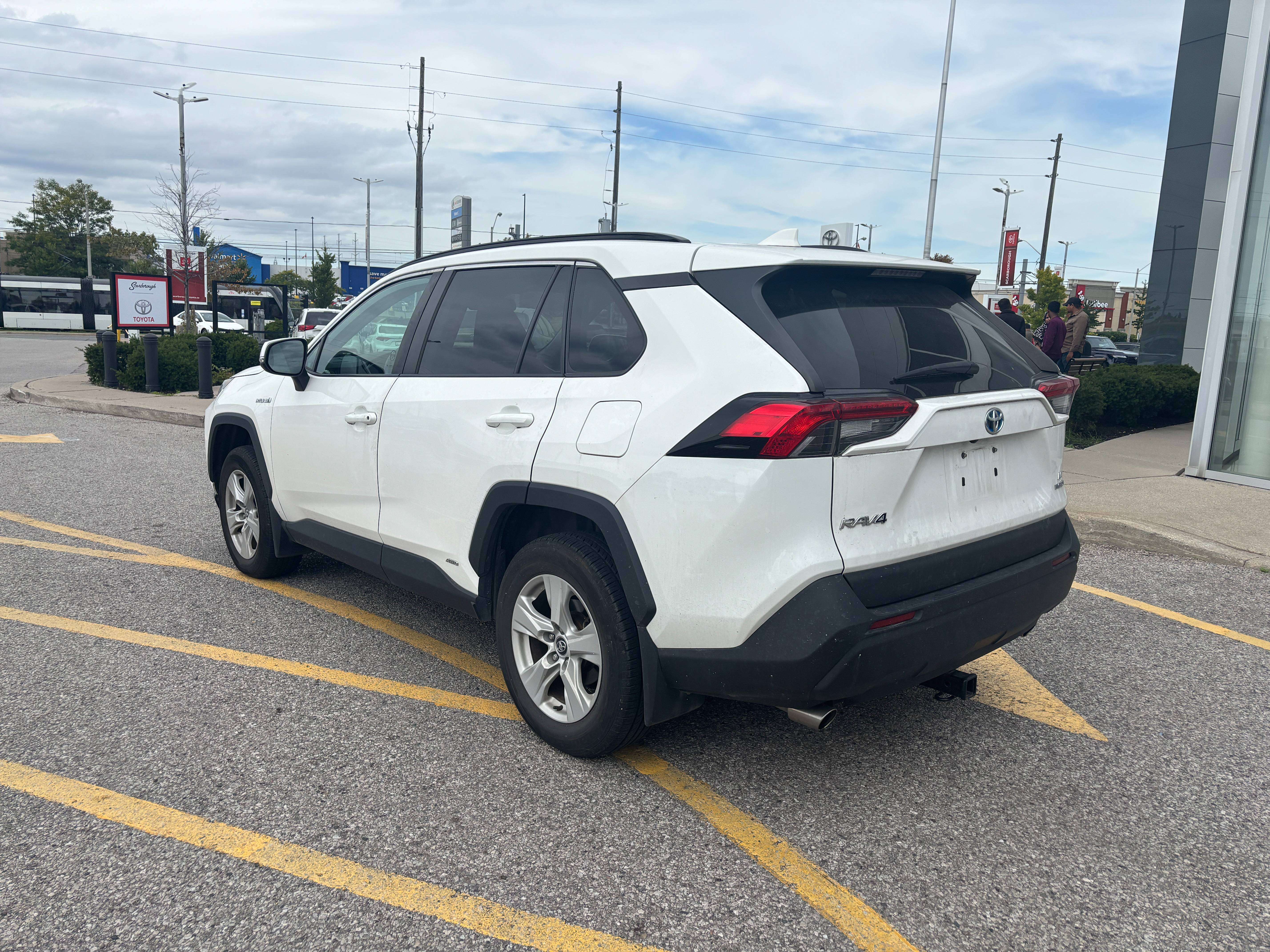 used 2020 Toyota RAV4 car, priced at $27,995